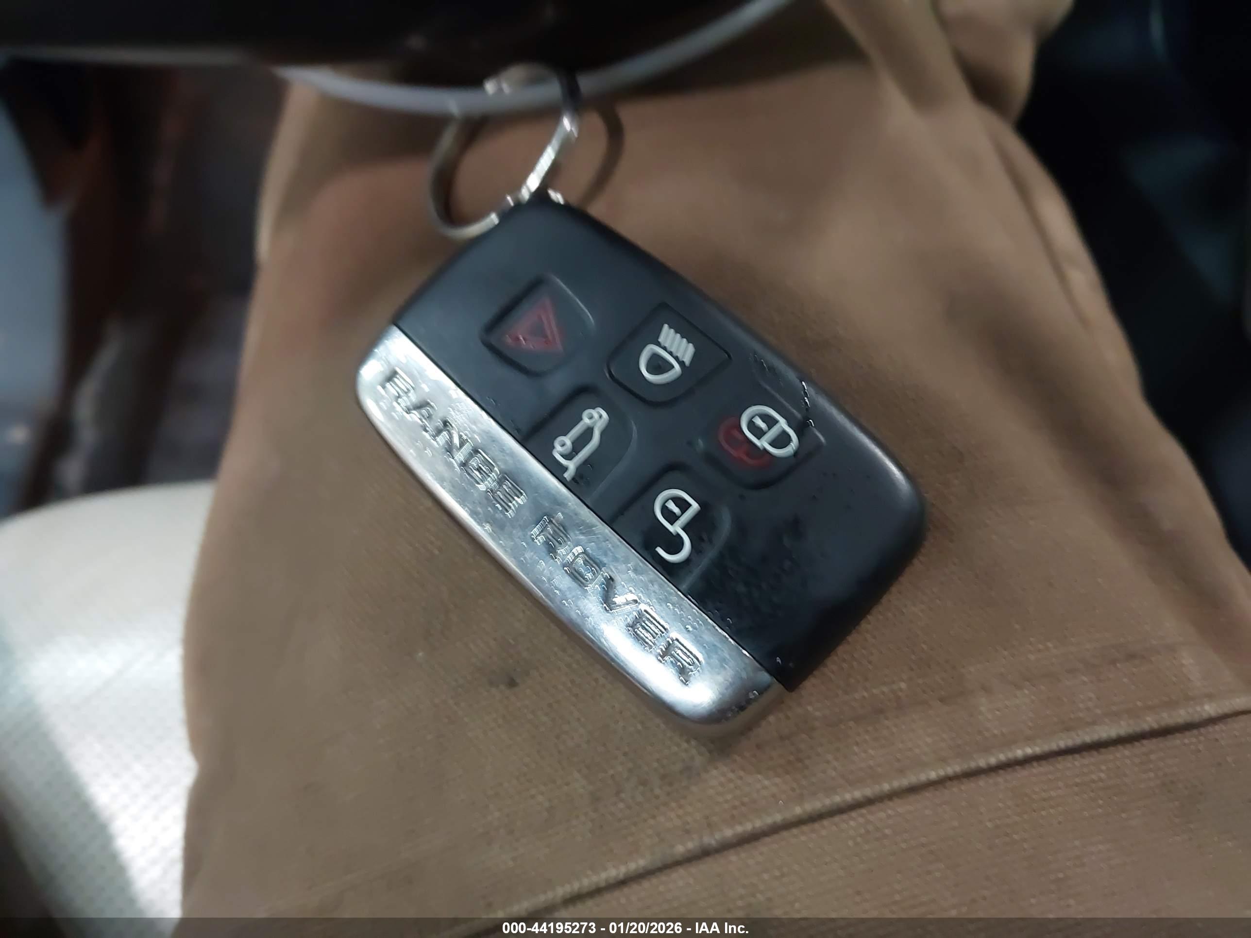 LAND ROVER image 11