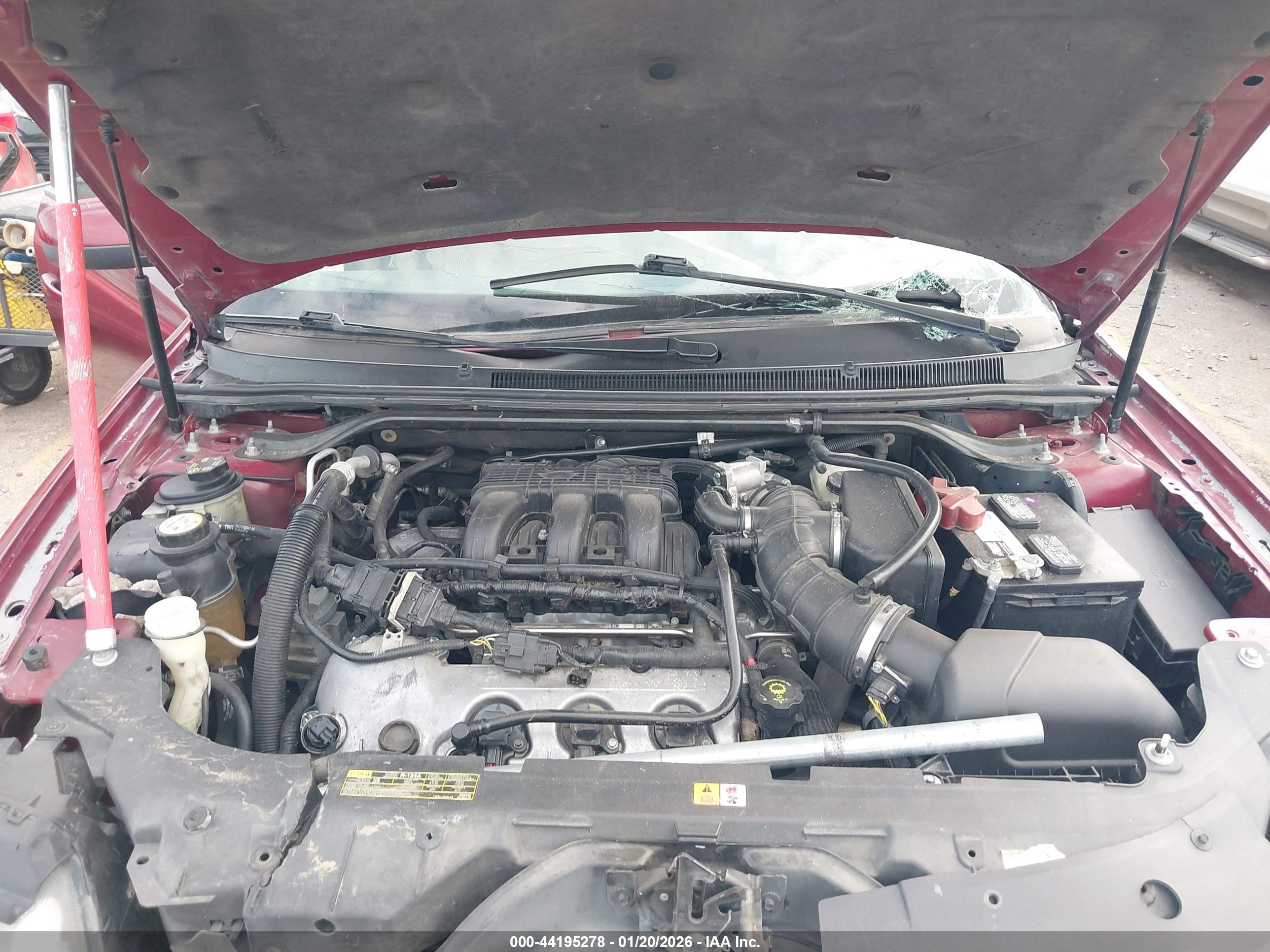 FORD TAURUS image 10