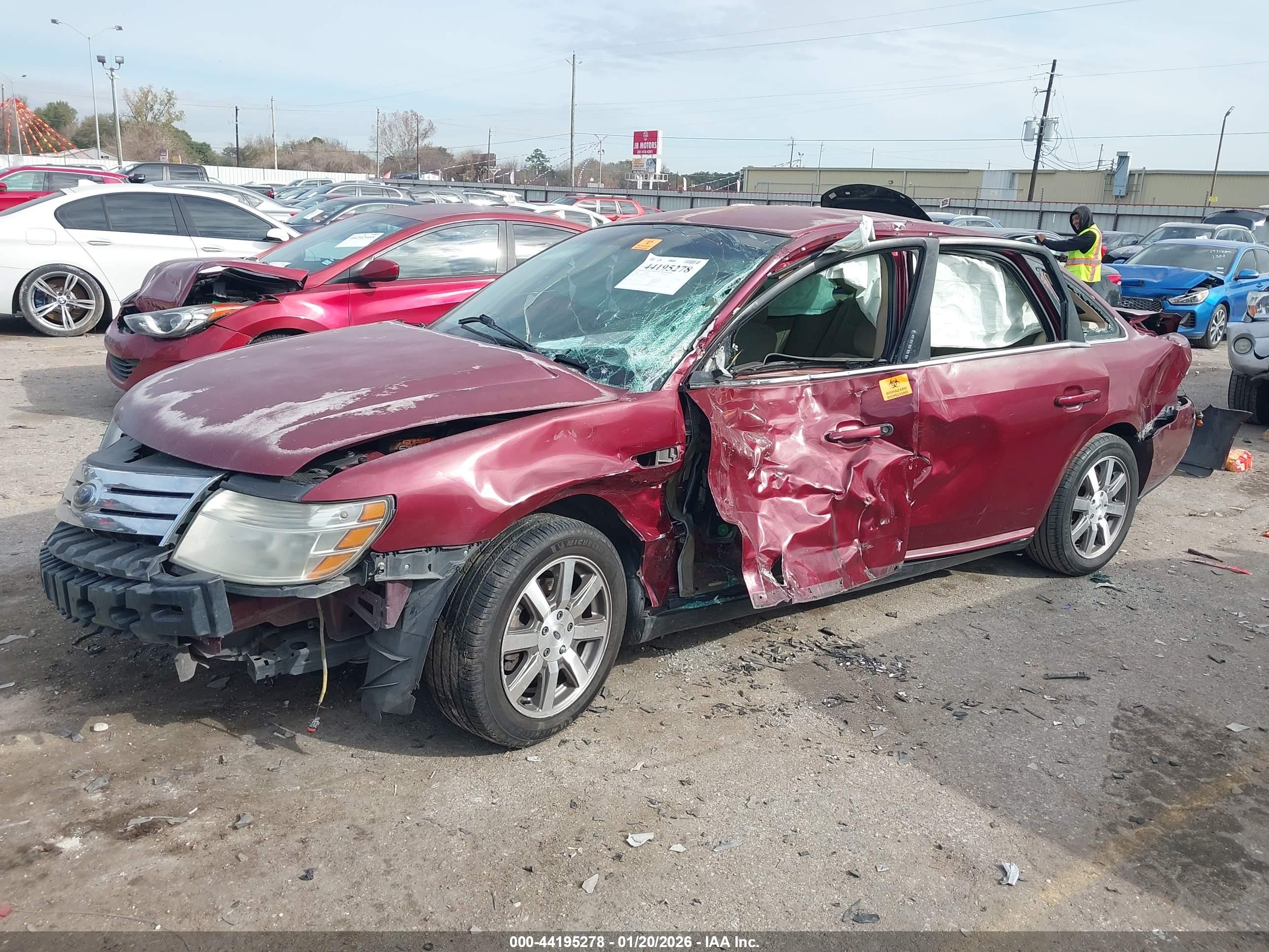 FORD TAURUS image 6