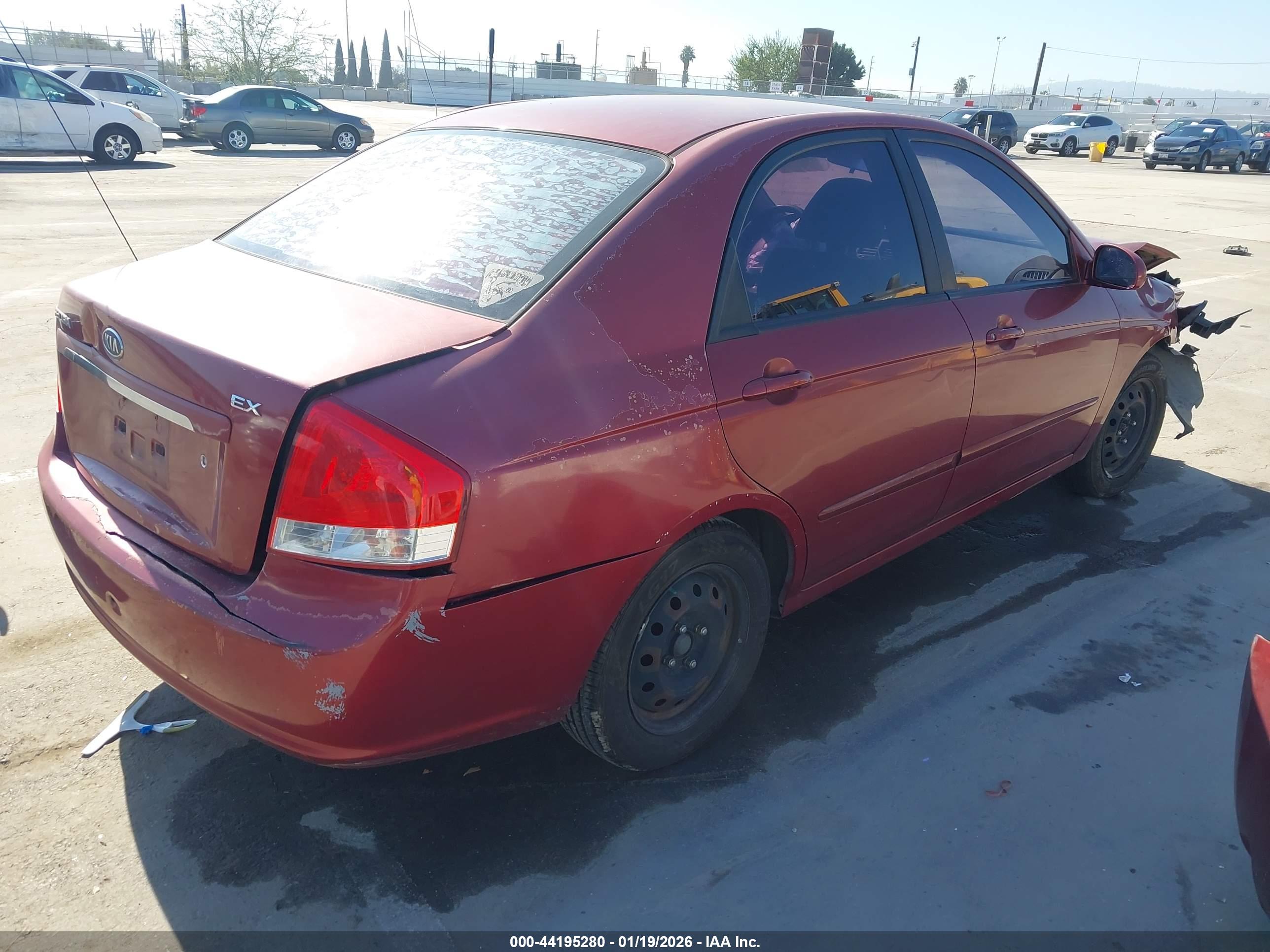 KIA SPECTRA image 4
