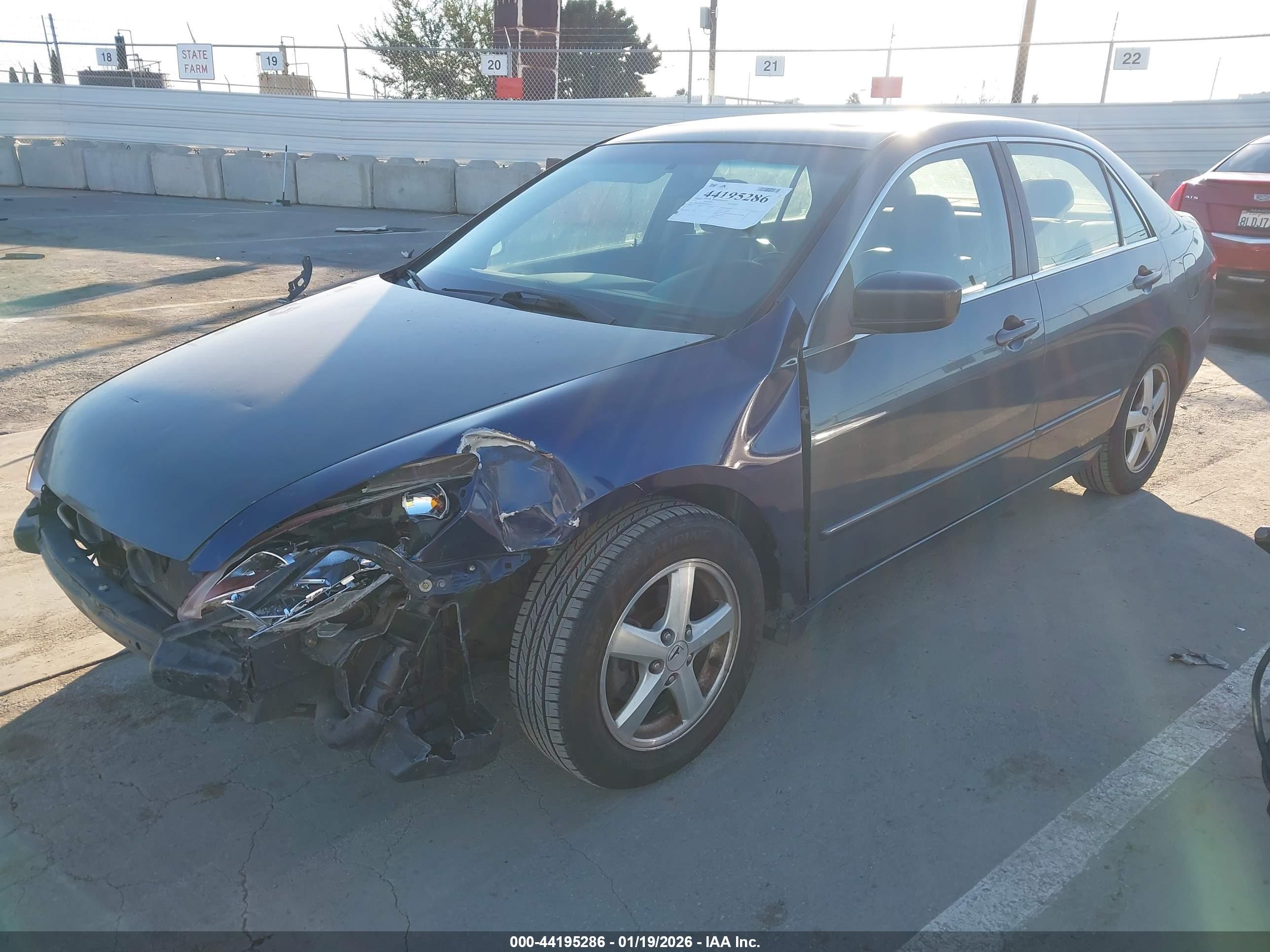 HONDA ACCORD image 2