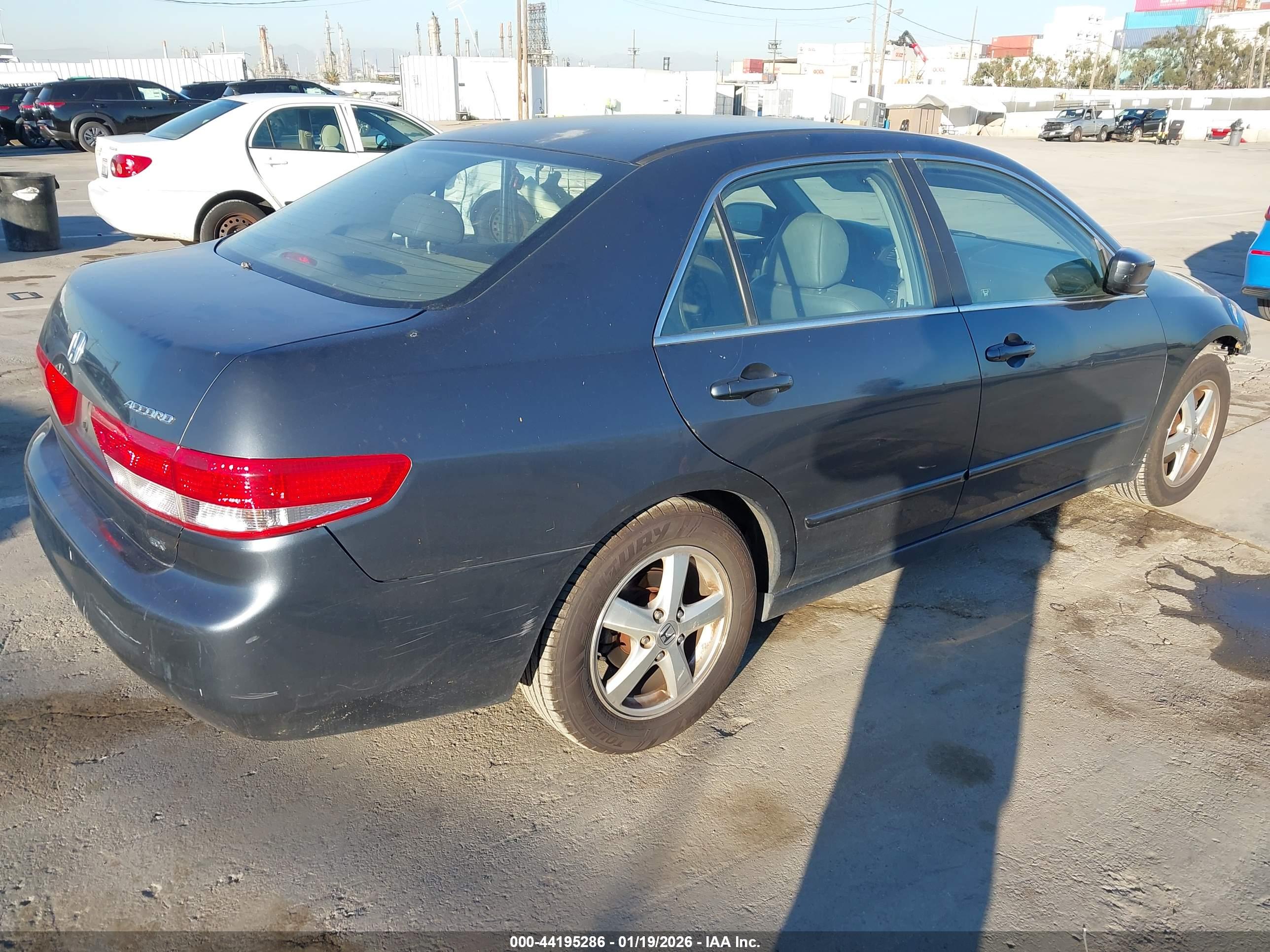 HONDA ACCORD image 4