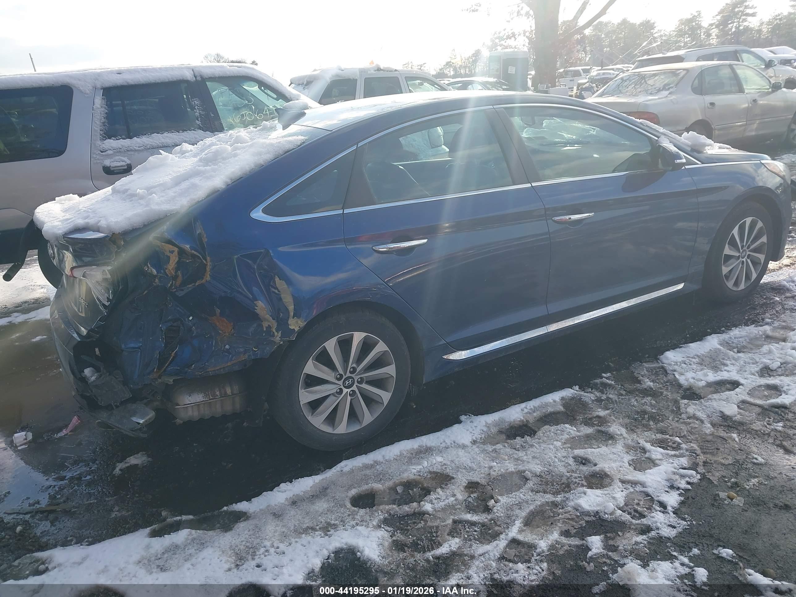 HYUNDAI SONATA image 4