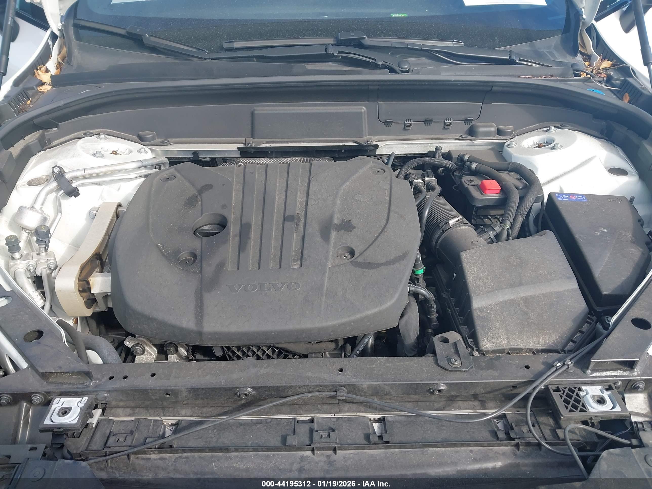 VOLVO XC60 image 10