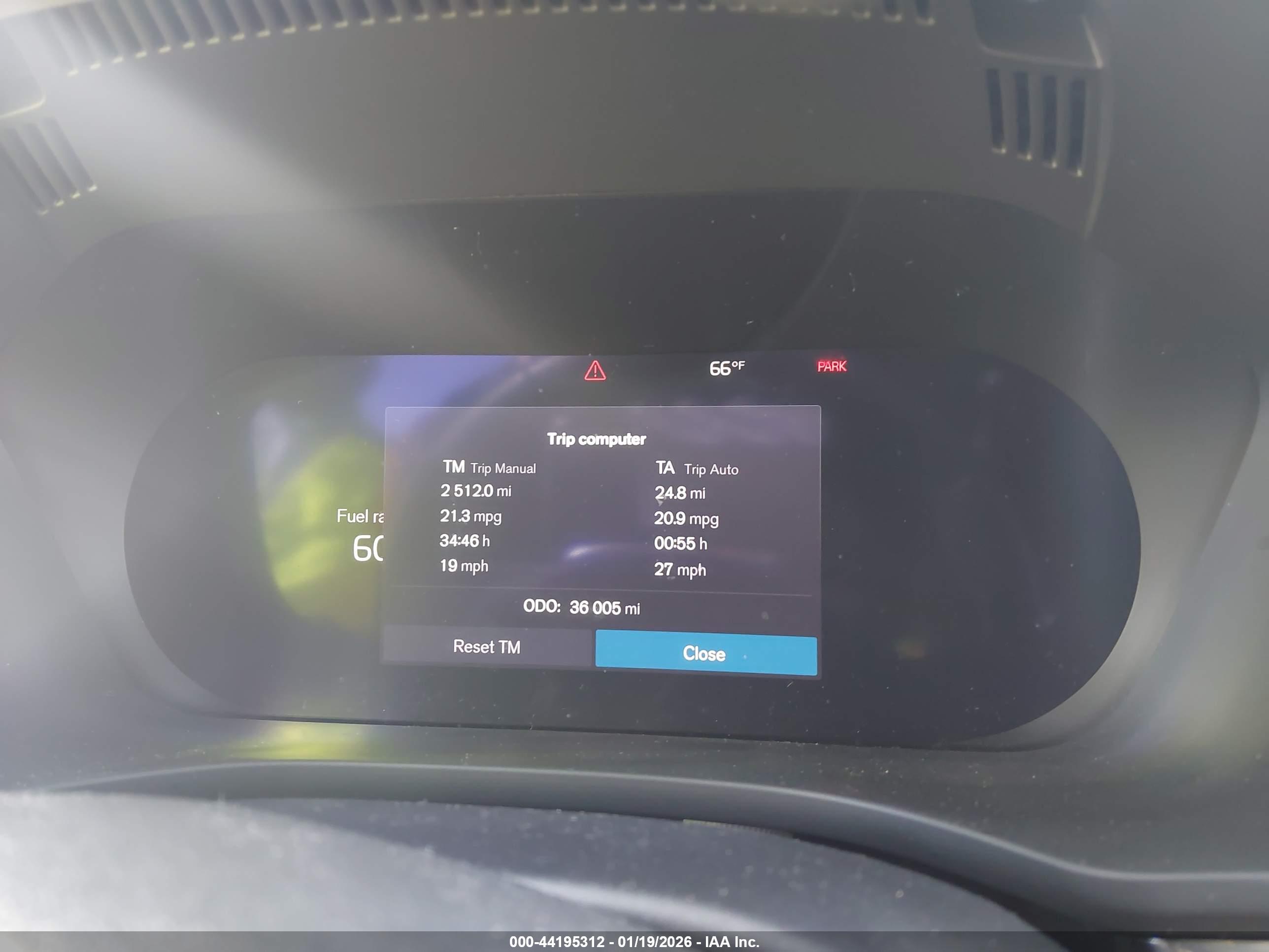 VOLVO XC60 image 7