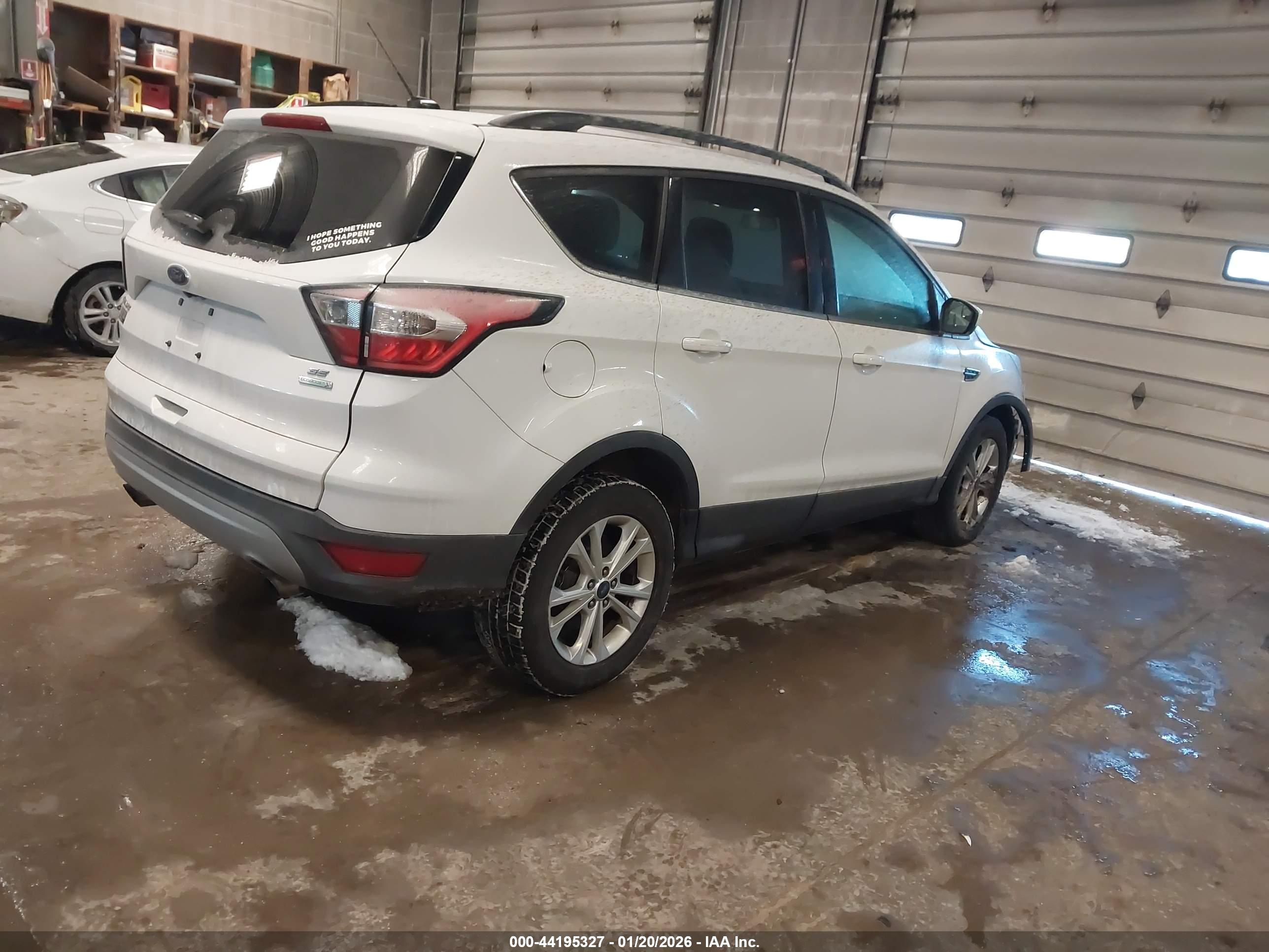 FORD ESCAPE image 4