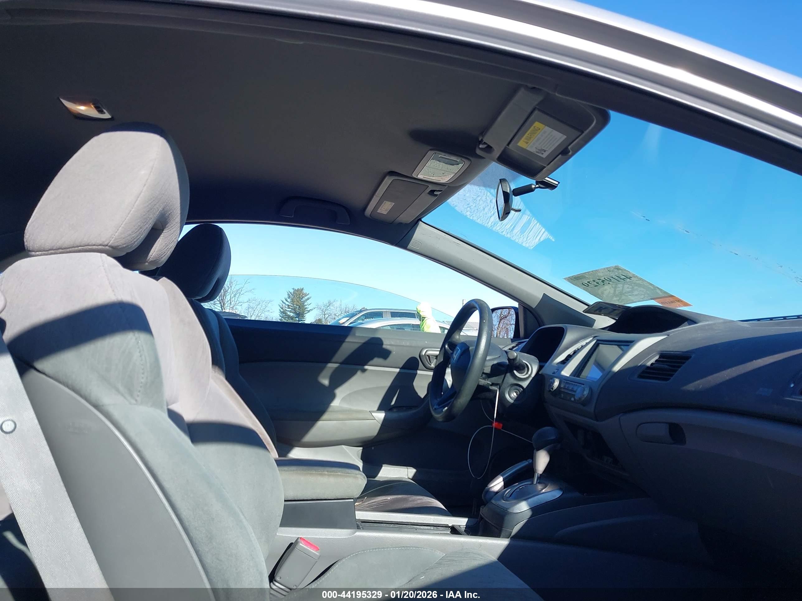 HONDA CIVIC image 5