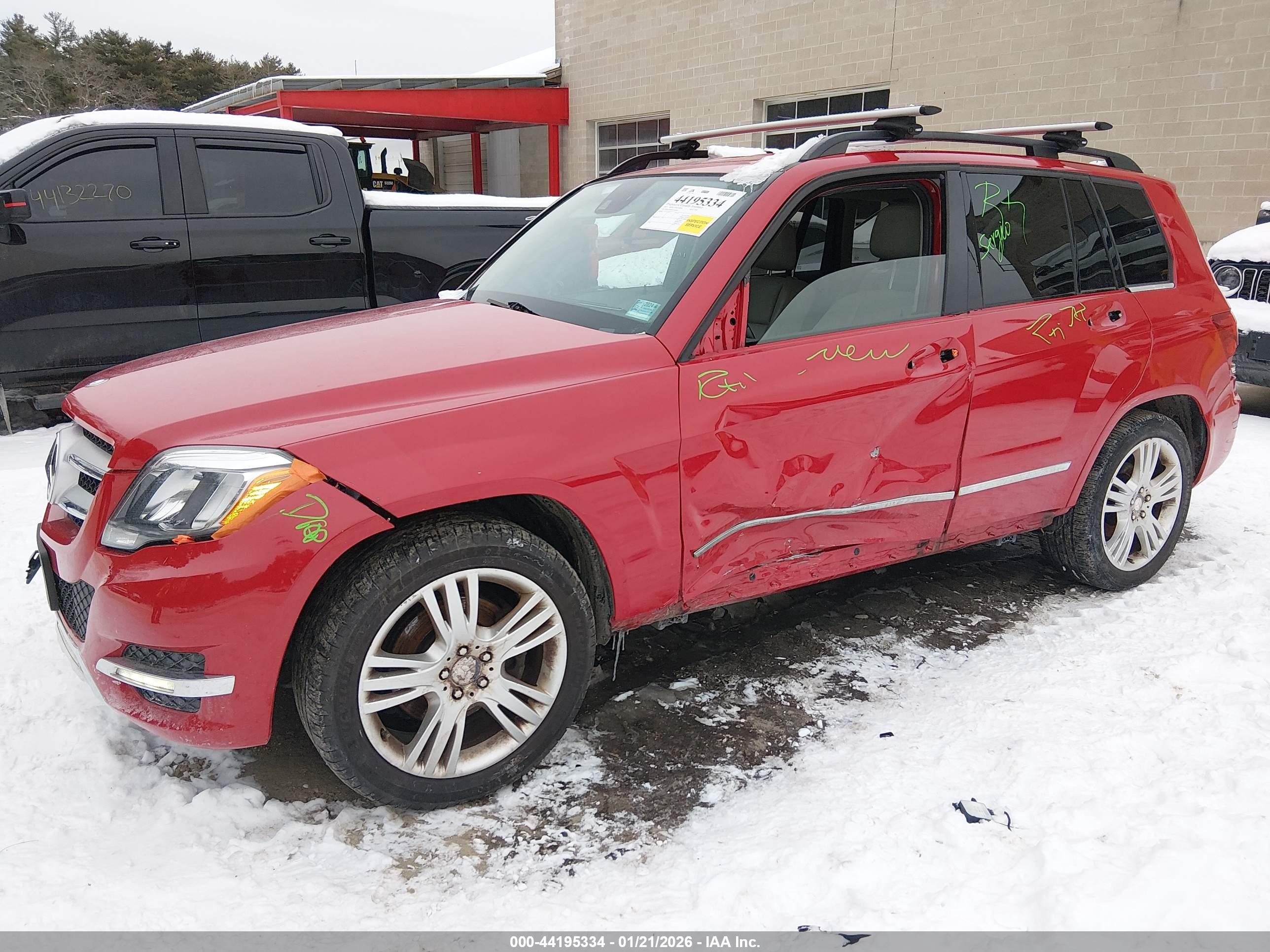MERCEDES-BENZ GLK image 2