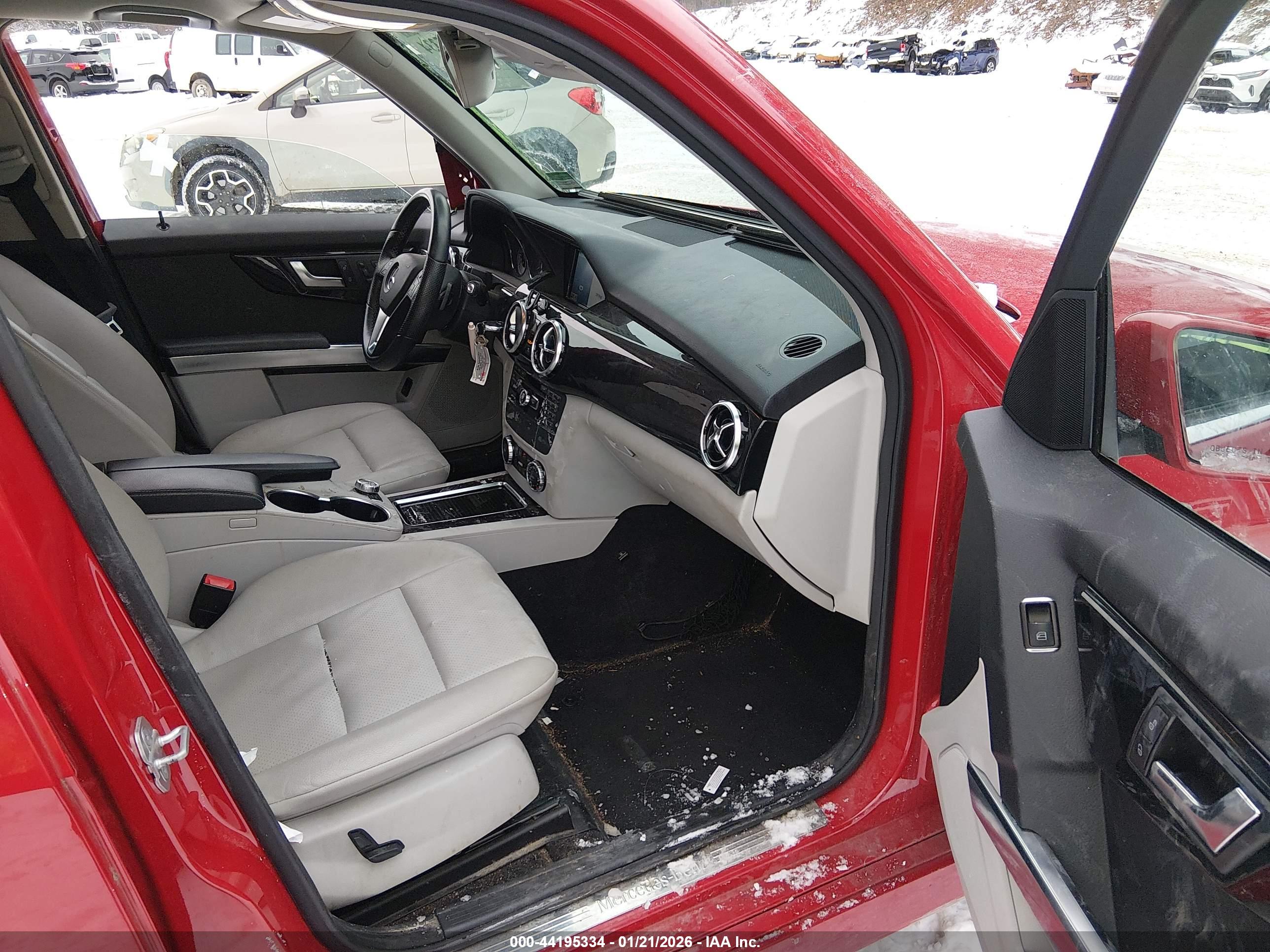 MERCEDES-BENZ GLK image 5