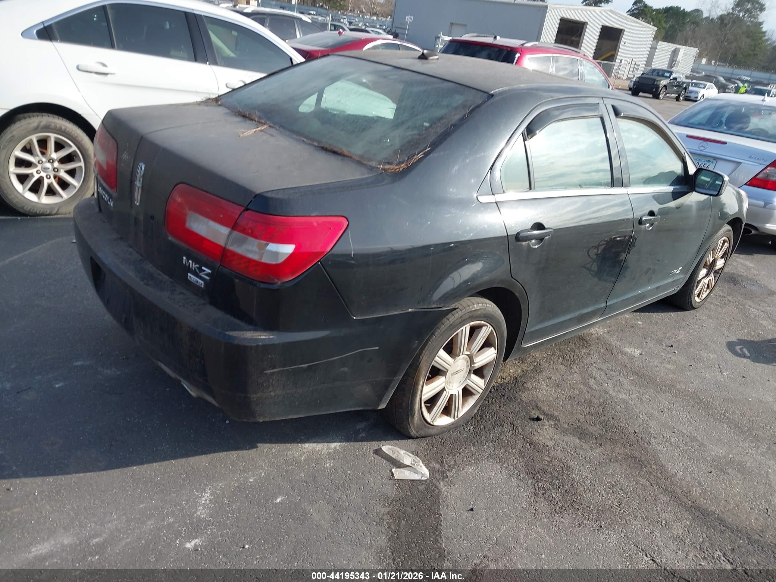 LINCOLN MKZ image 4