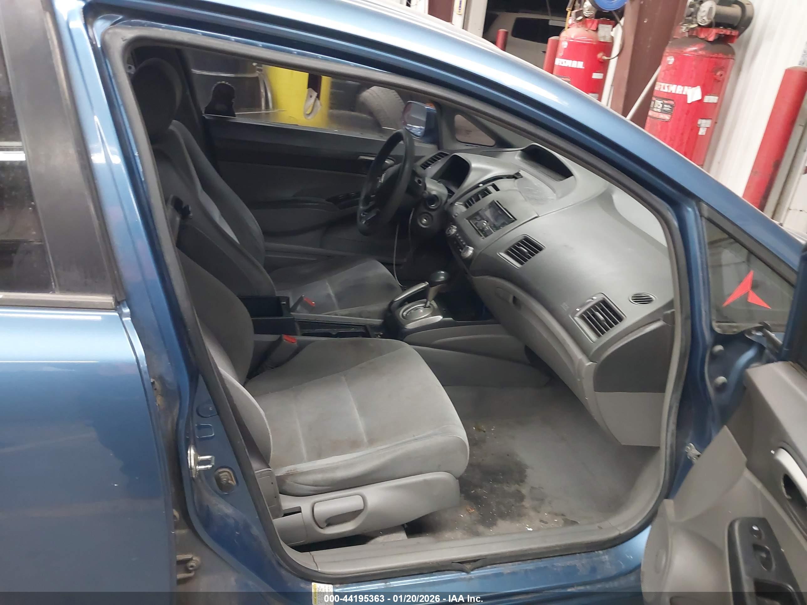HONDA CIVIC image 5