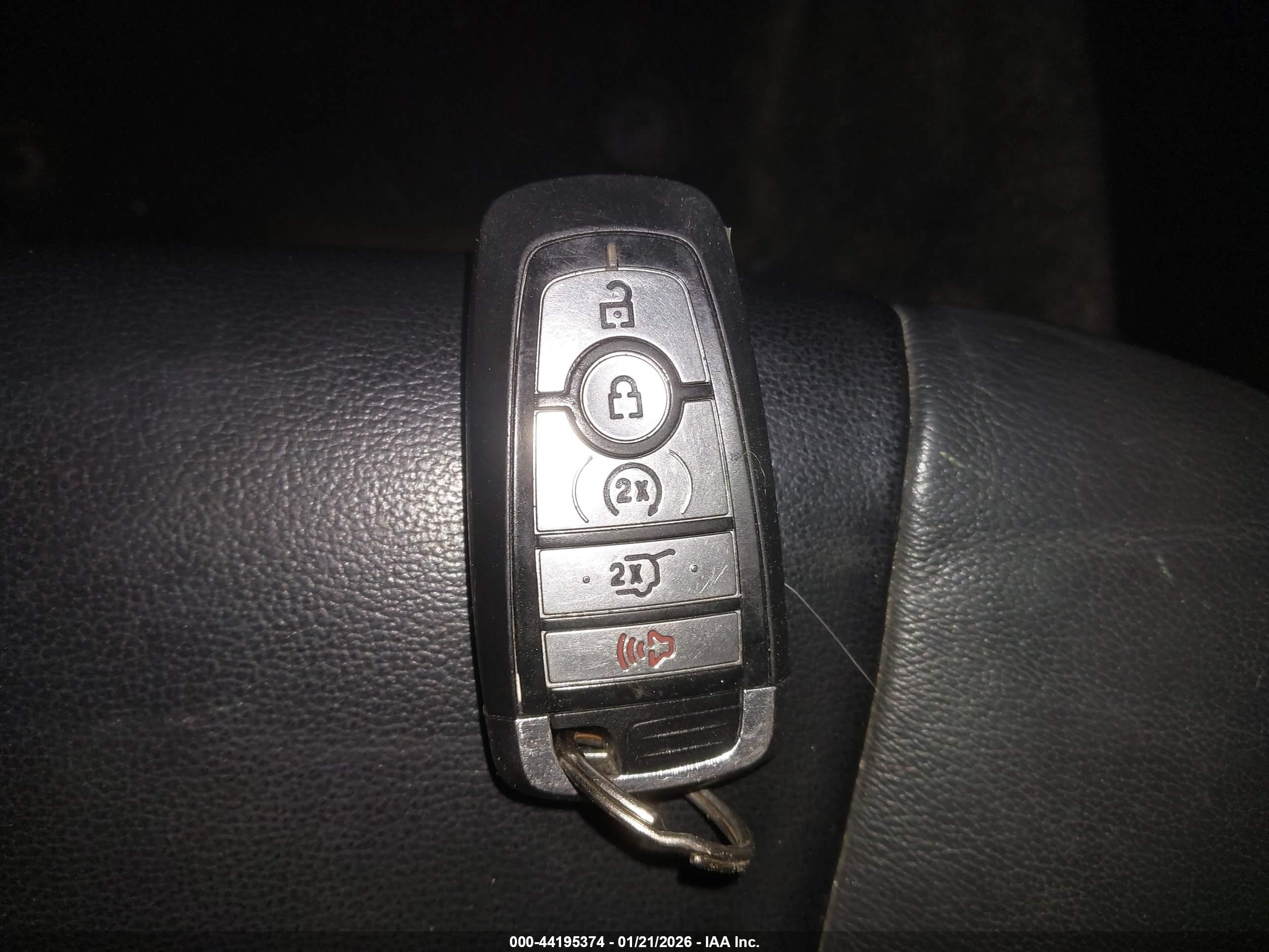 FORD EDGE image 11
