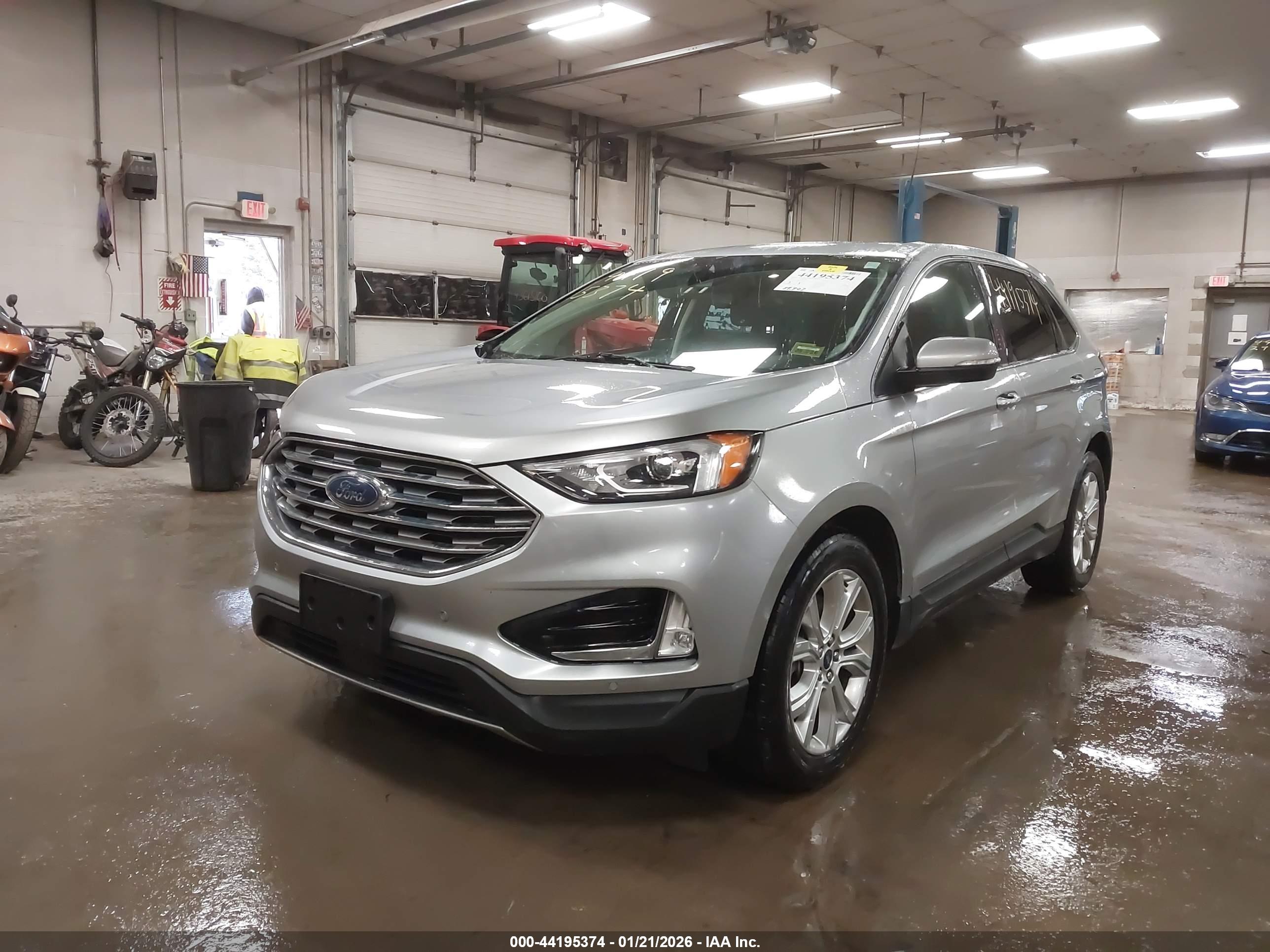 FORD EDGE image 2