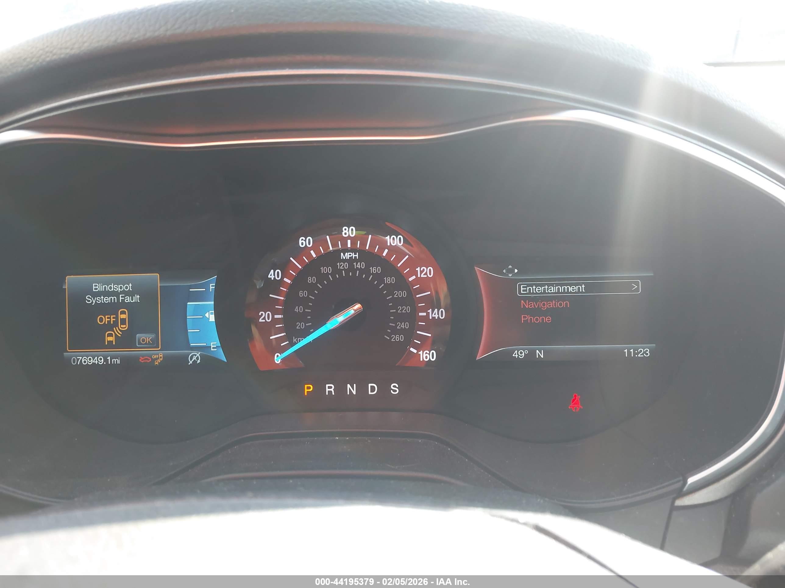 FORD FUSION image 7