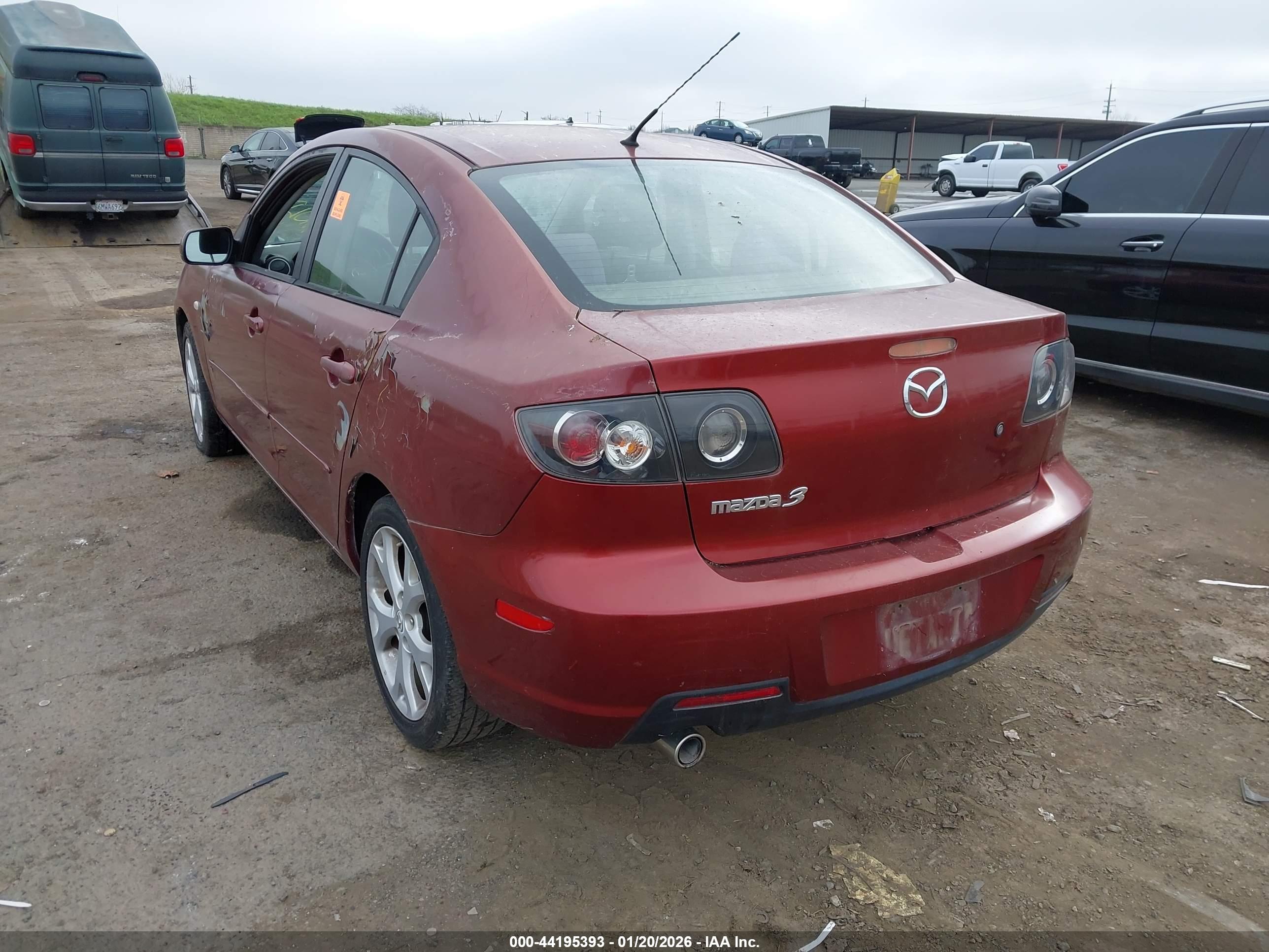 MAZDA MAZDA3 image 3
