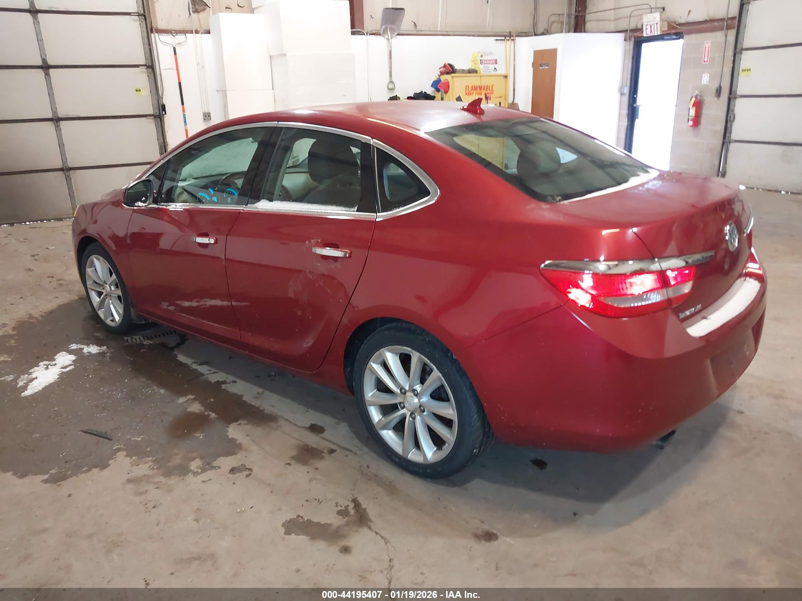 BUICK VERANO image 3