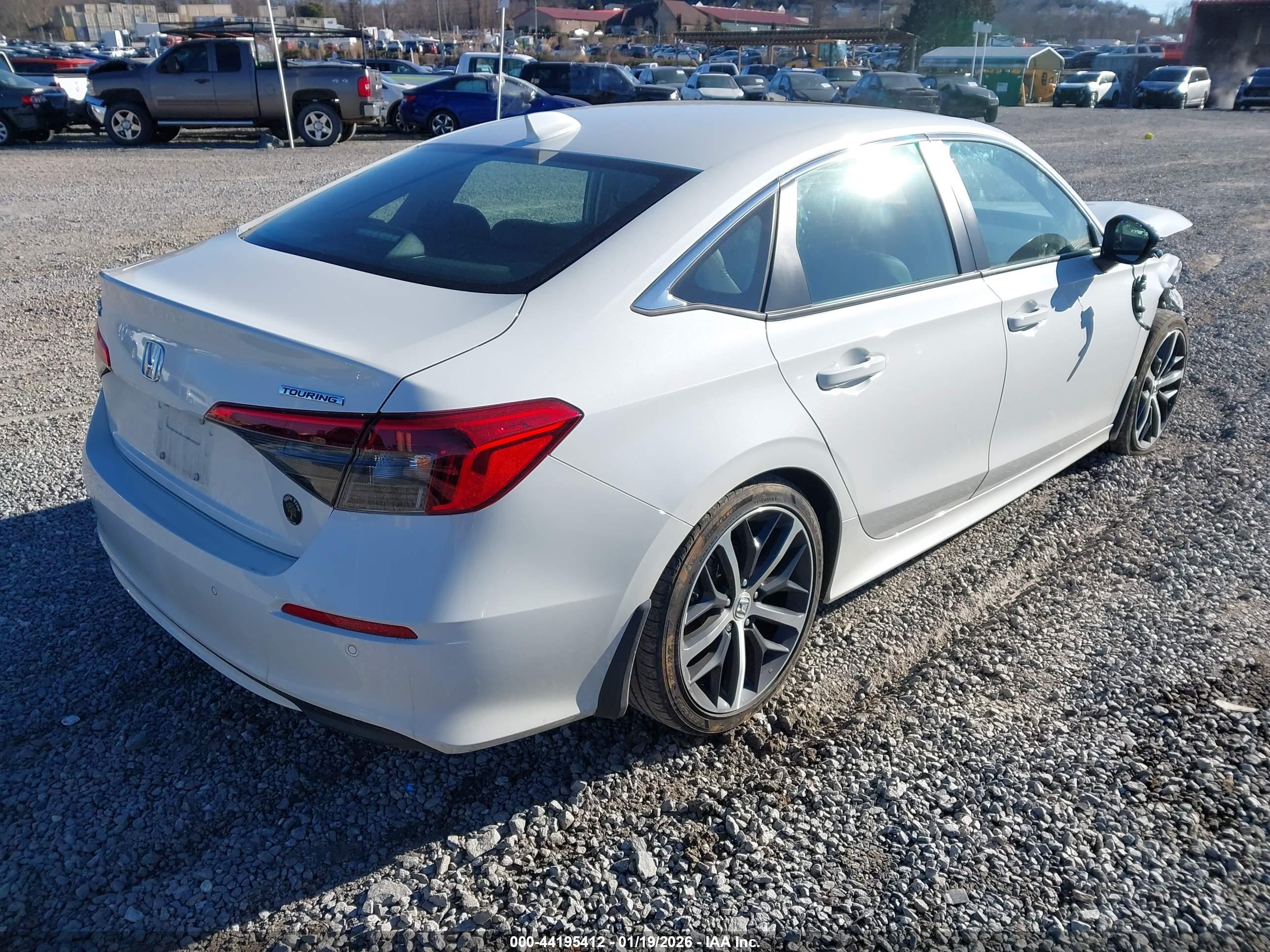HONDA CIVIC image 4