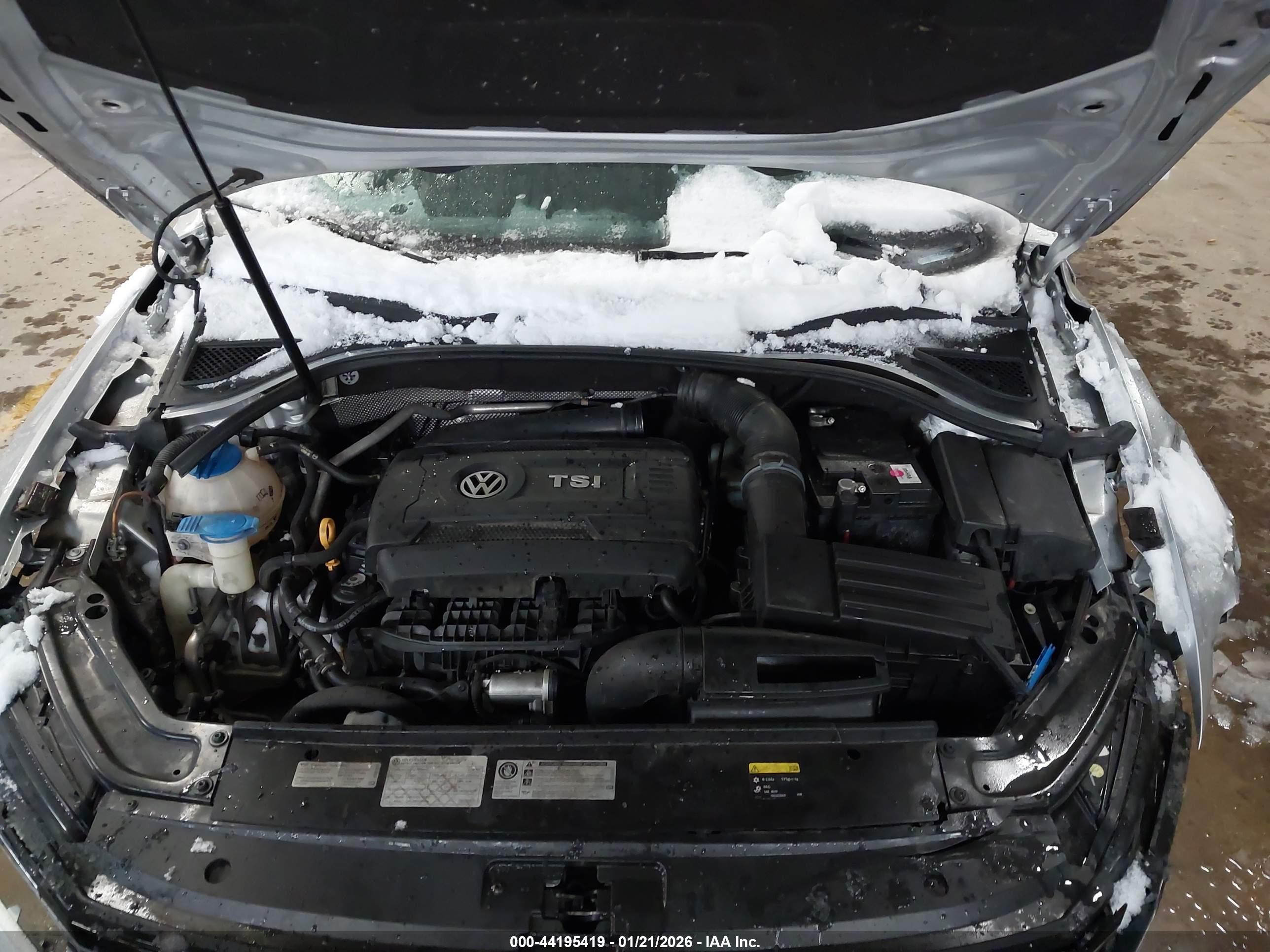 VOLKSWAGEN PASSAT image 10