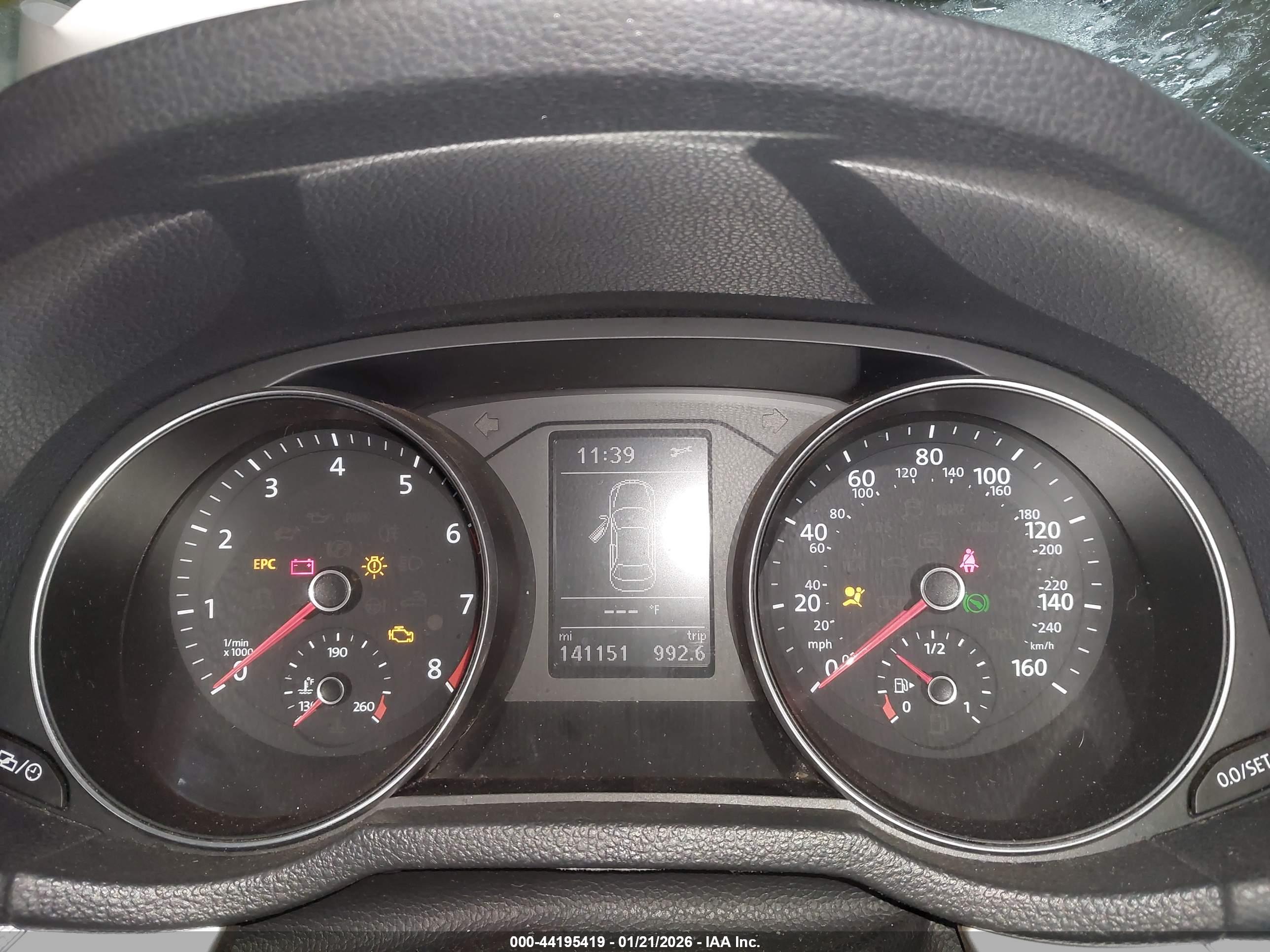 VOLKSWAGEN PASSAT image 7