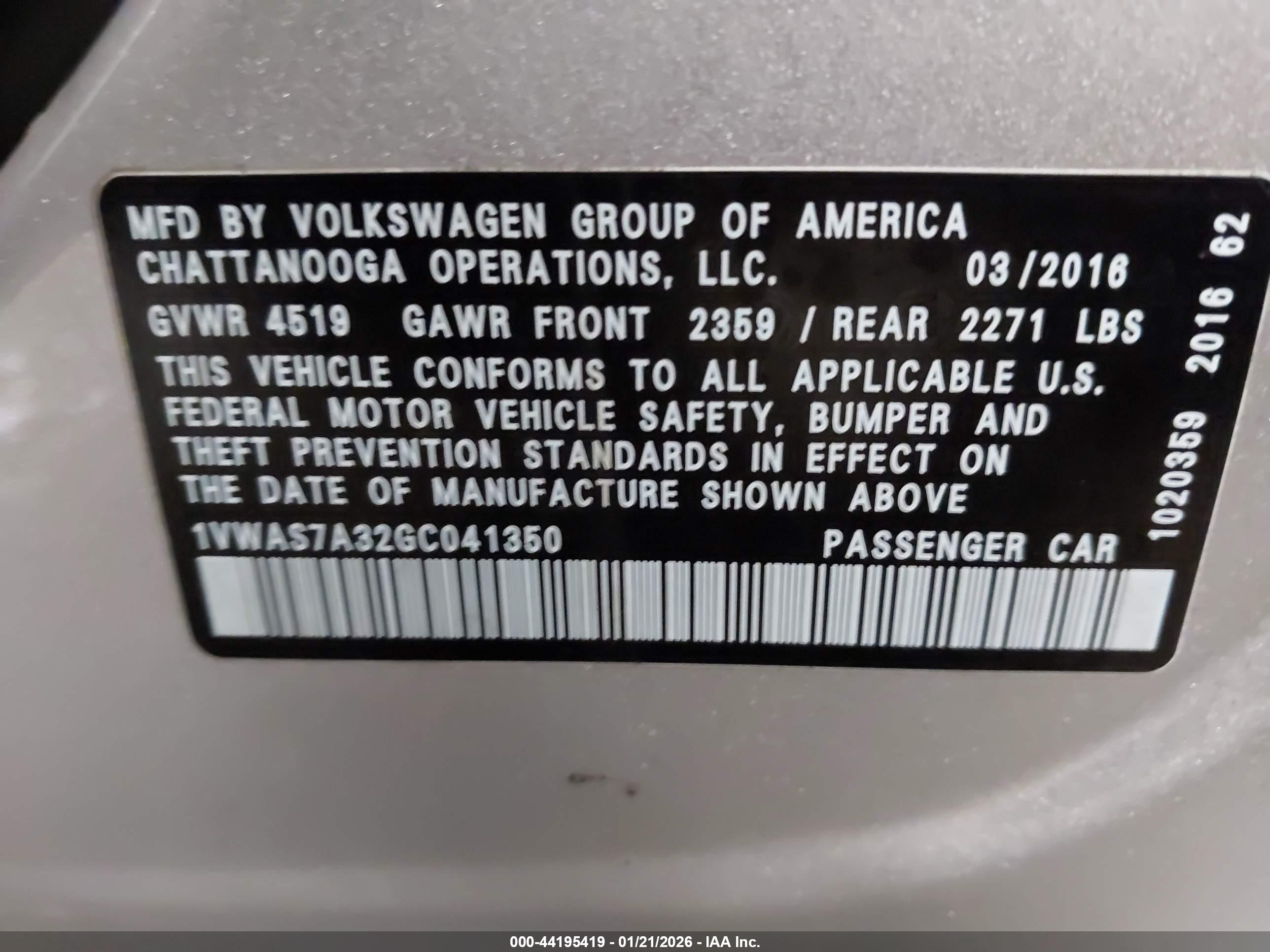 VOLKSWAGEN PASSAT image 9