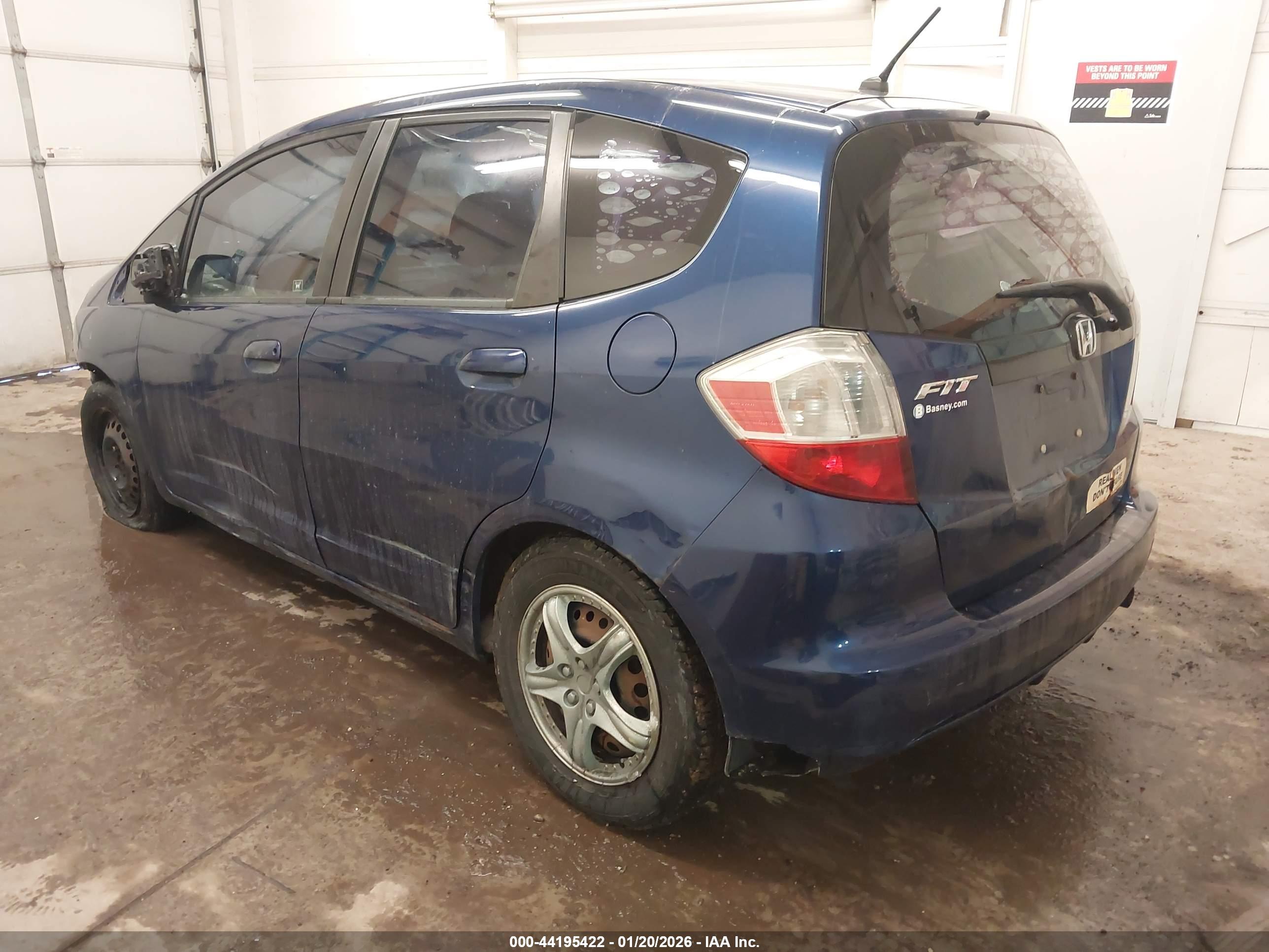 HONDA FIT image 3