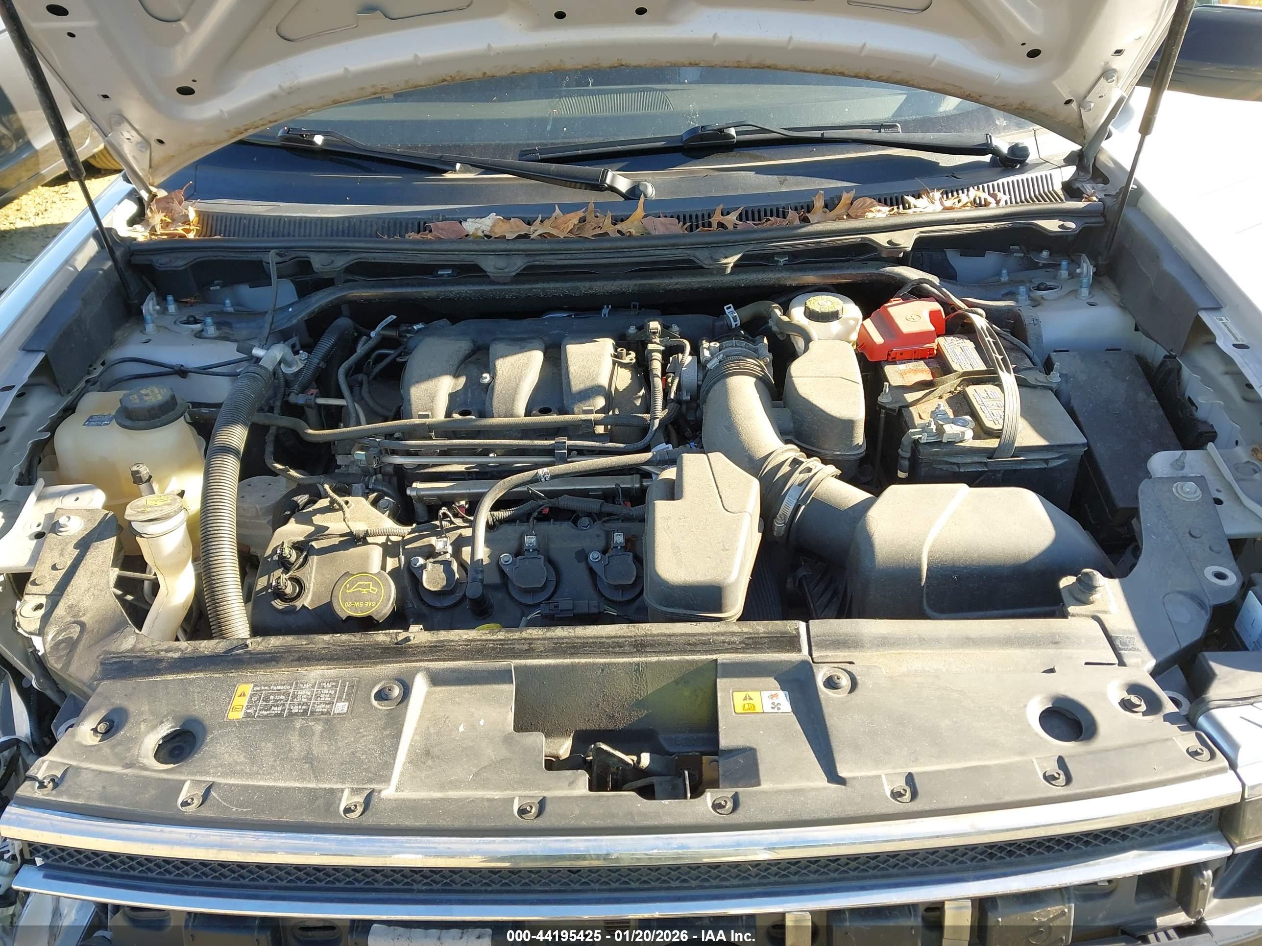 FORD FLEX image 10
