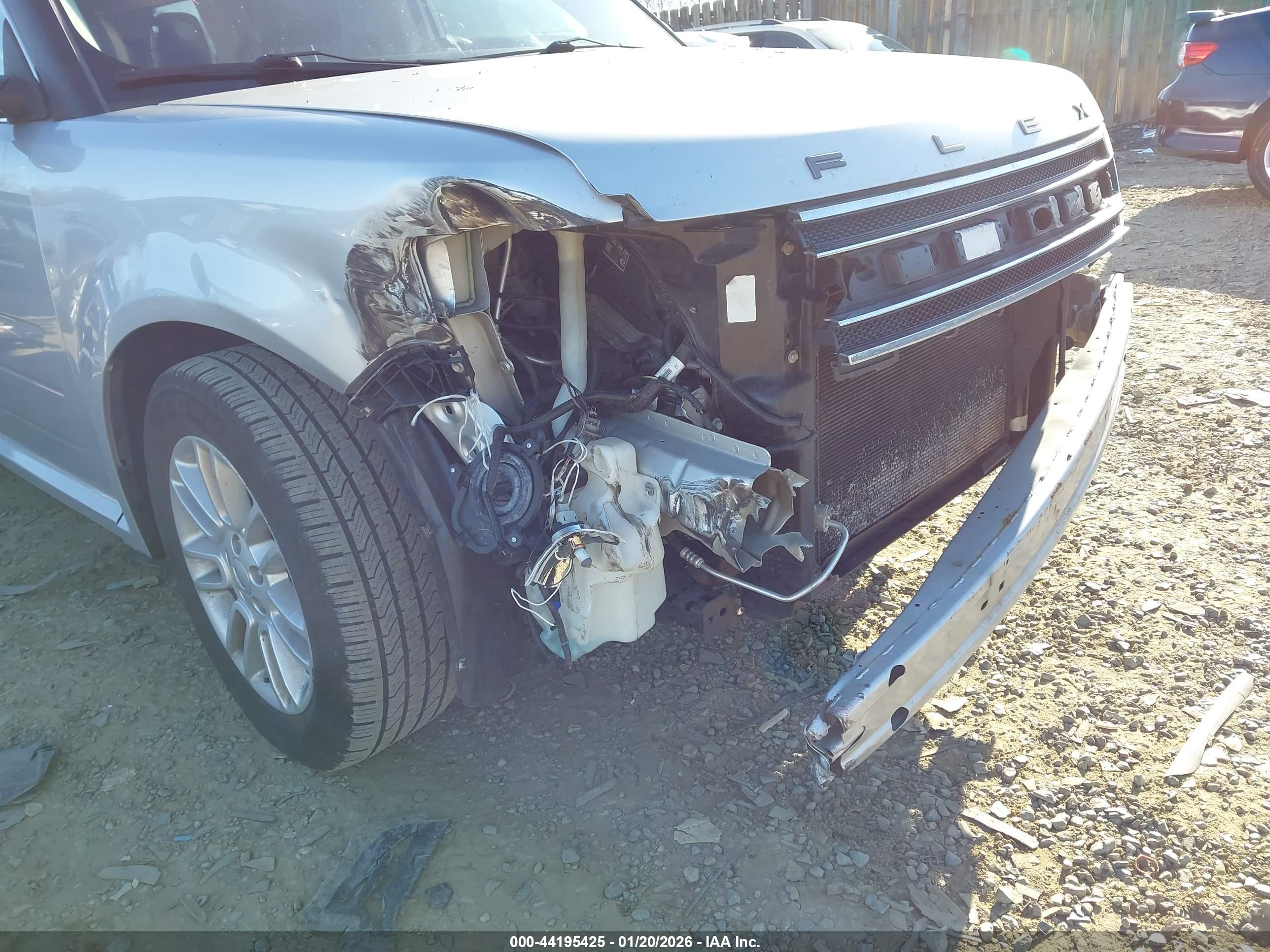 FORD FLEX image 6