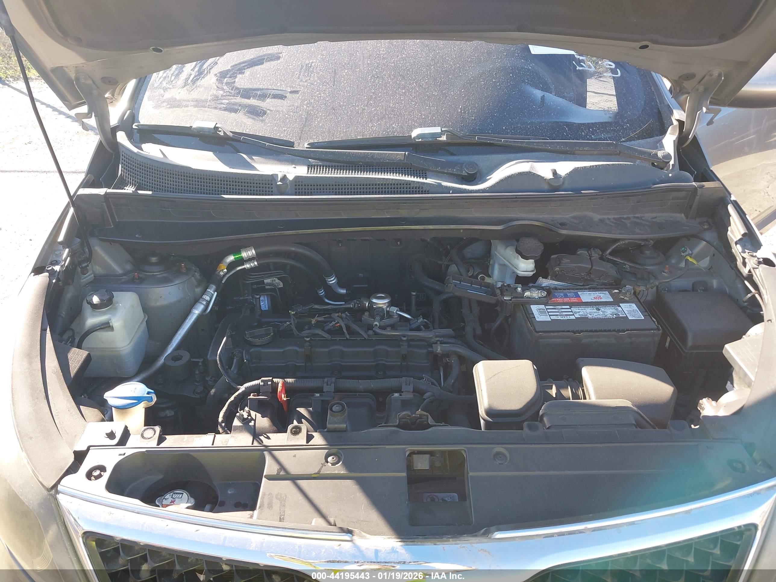 KIA SPORTAGE image 10