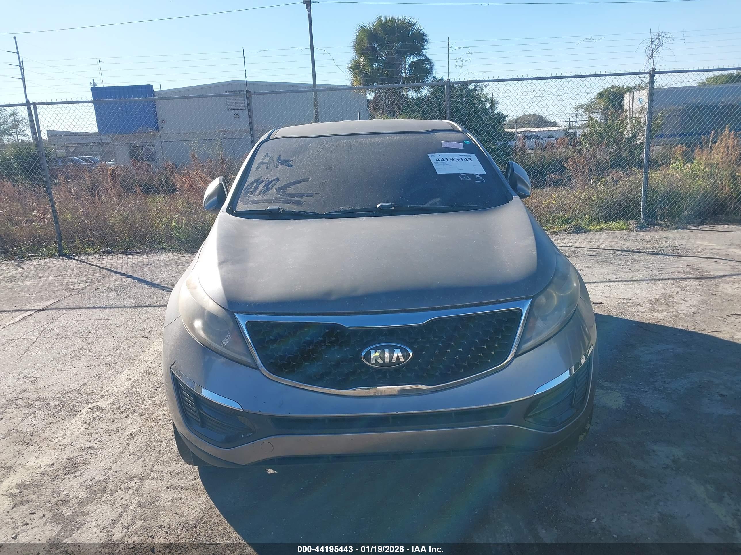 KIA SPORTAGE image 6