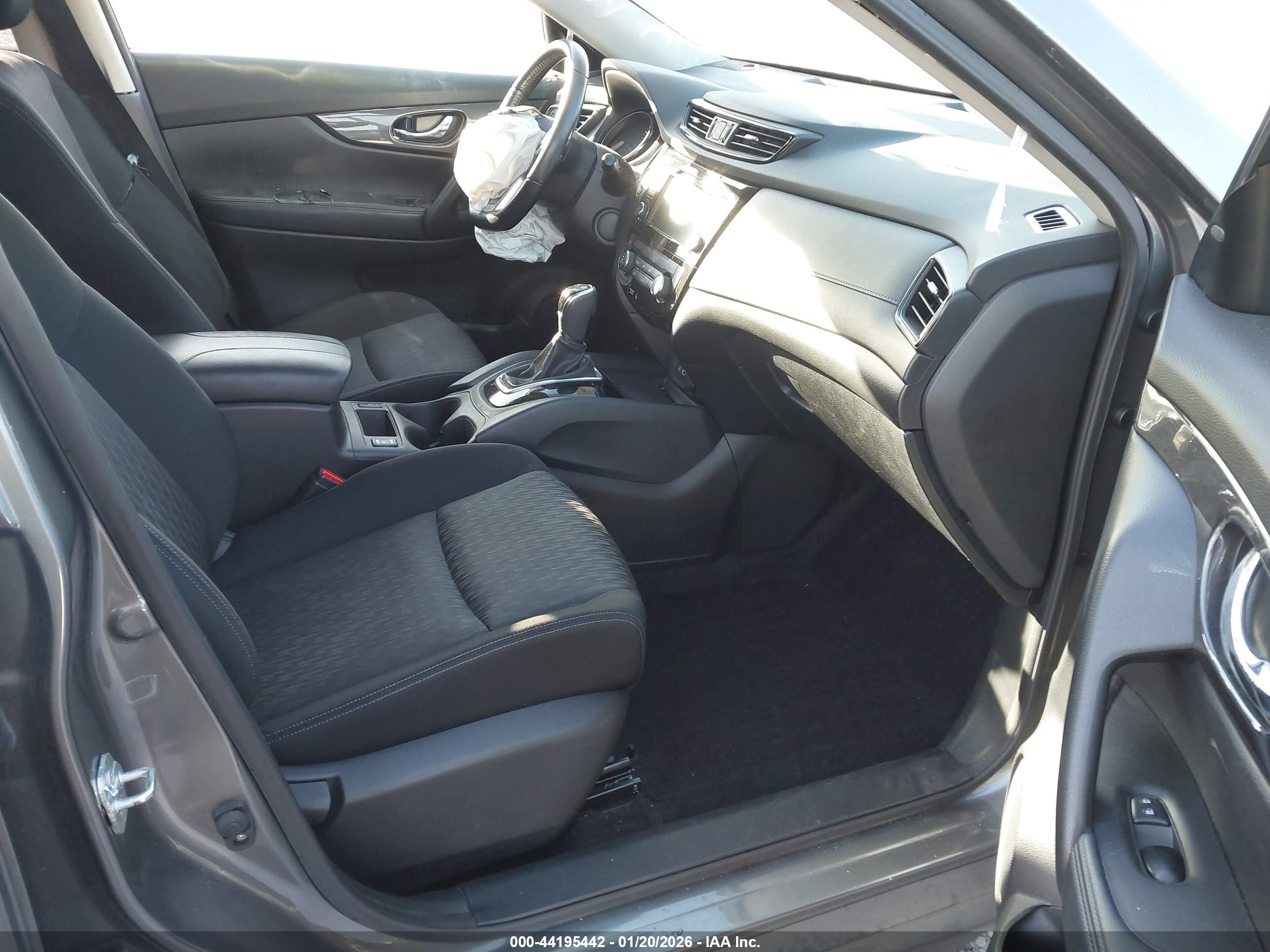 NISSAN ROGUE image 5
