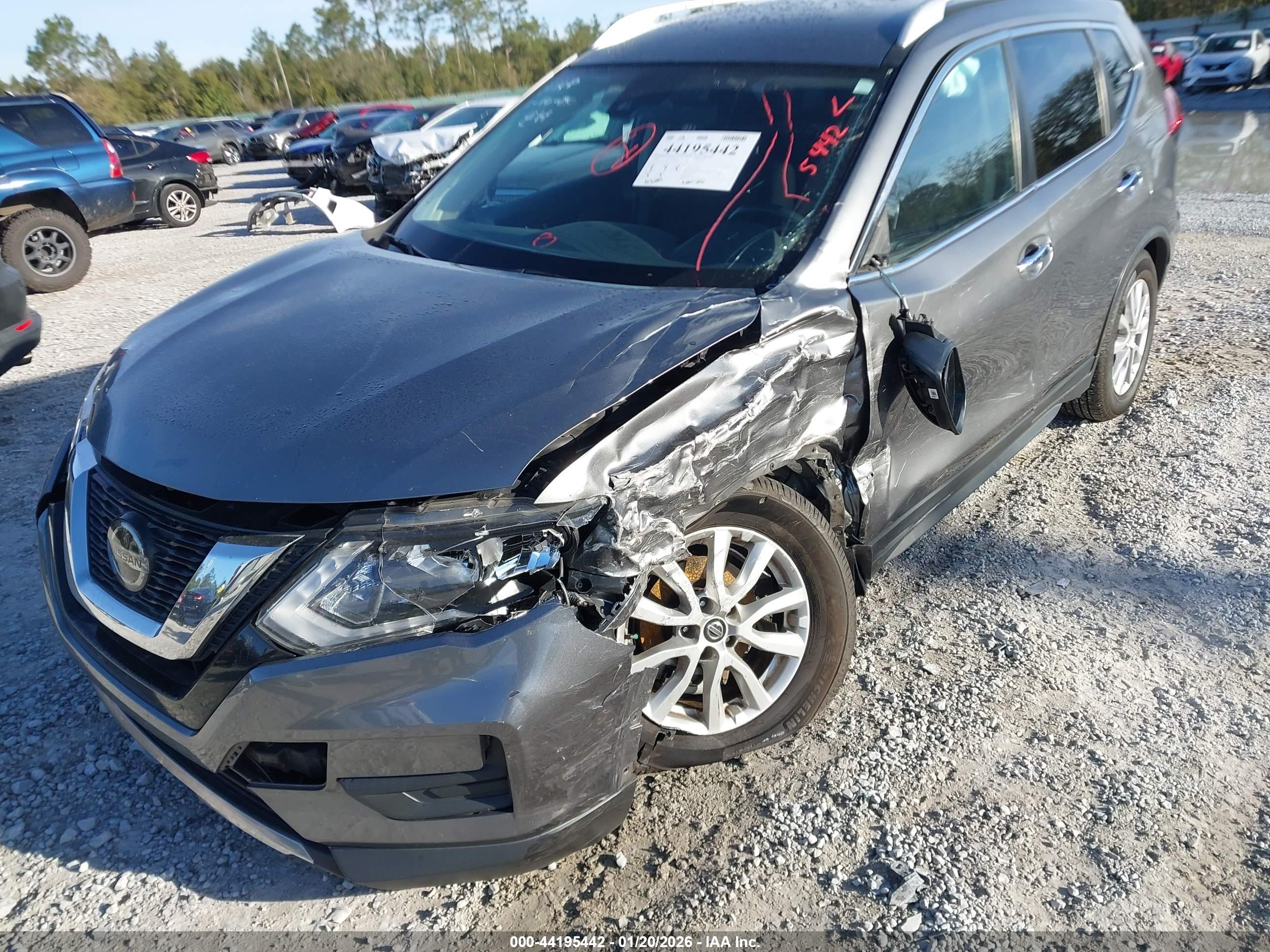 NISSAN ROGUE image 6