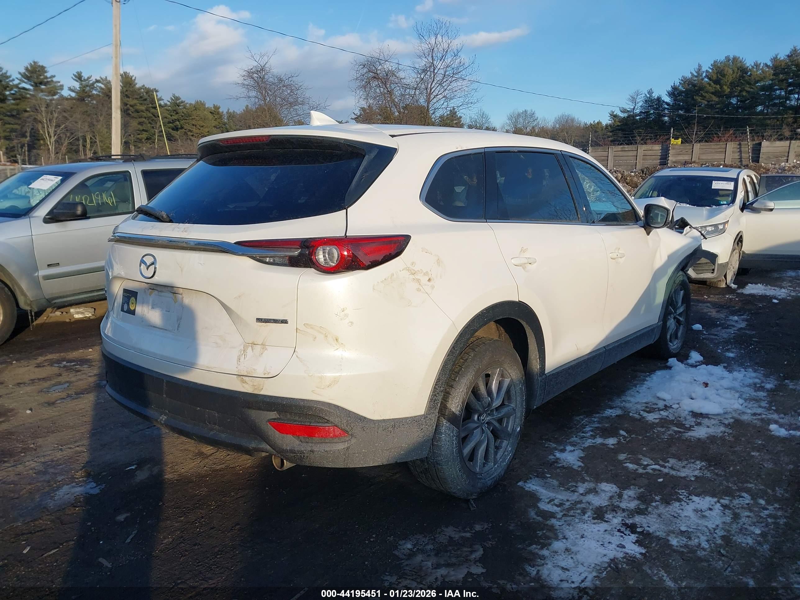MAZDA CX-9 image 4