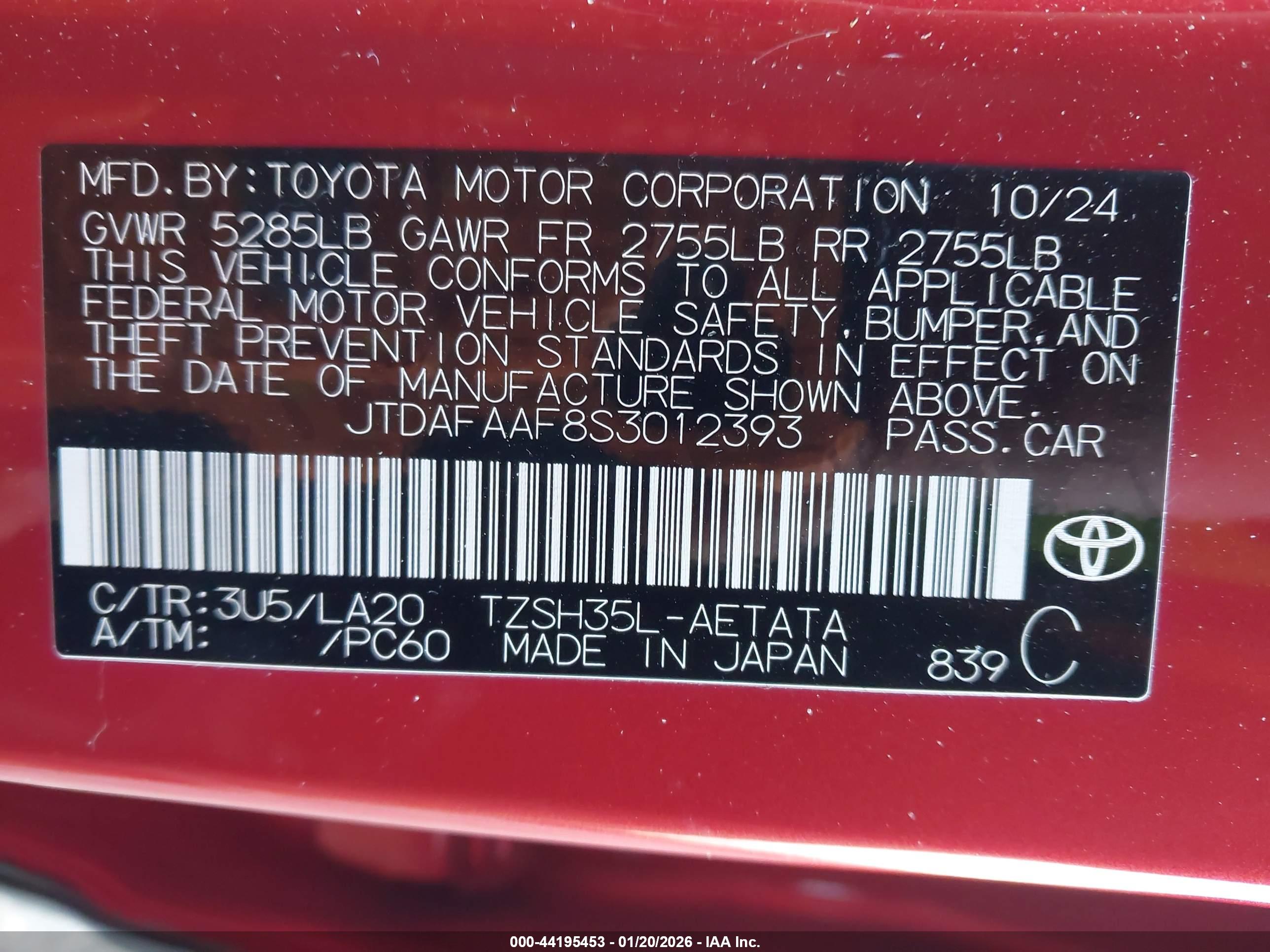 TOYOTA CROWN image 9