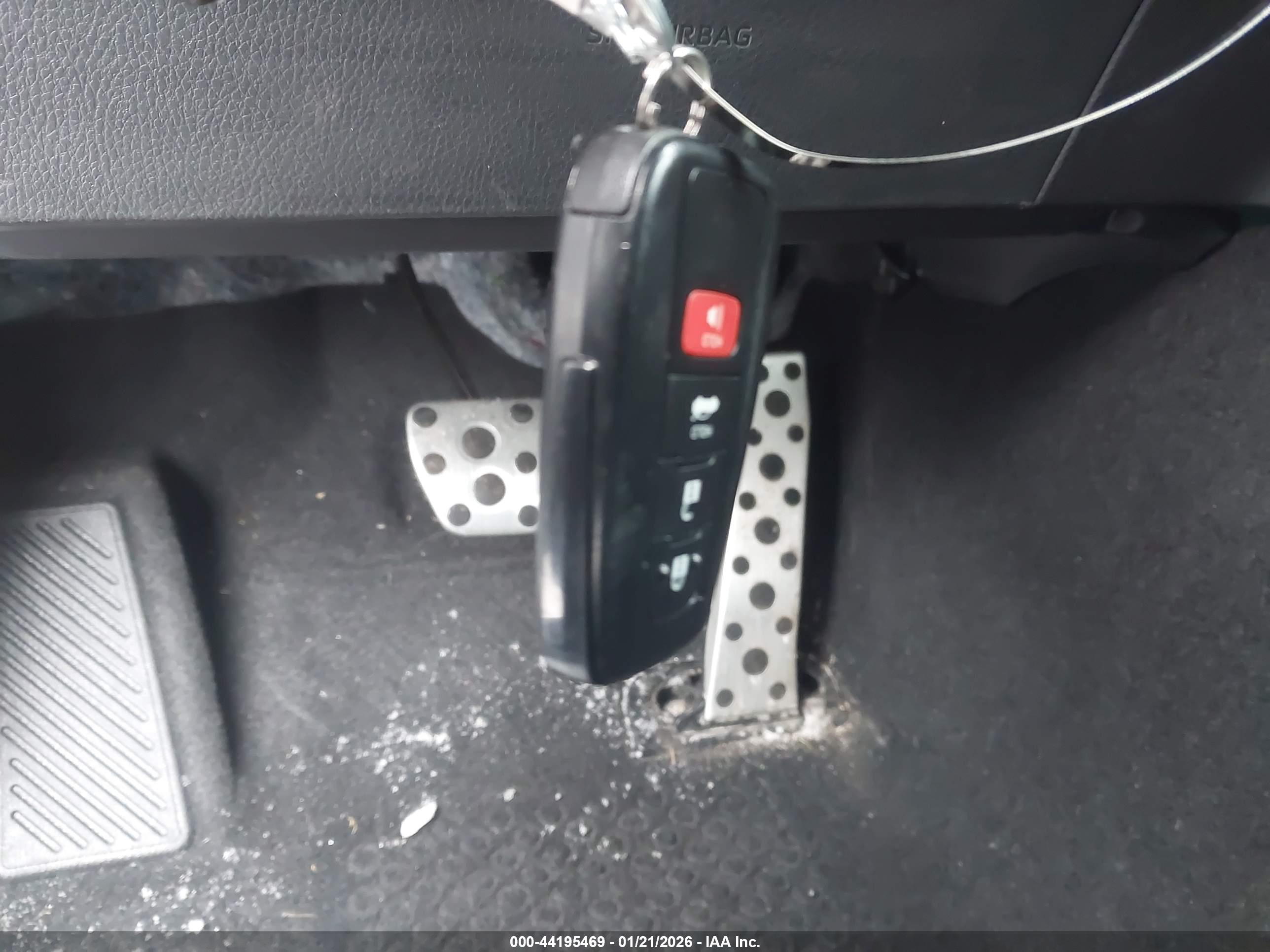TOYOTA CAMRY image 11