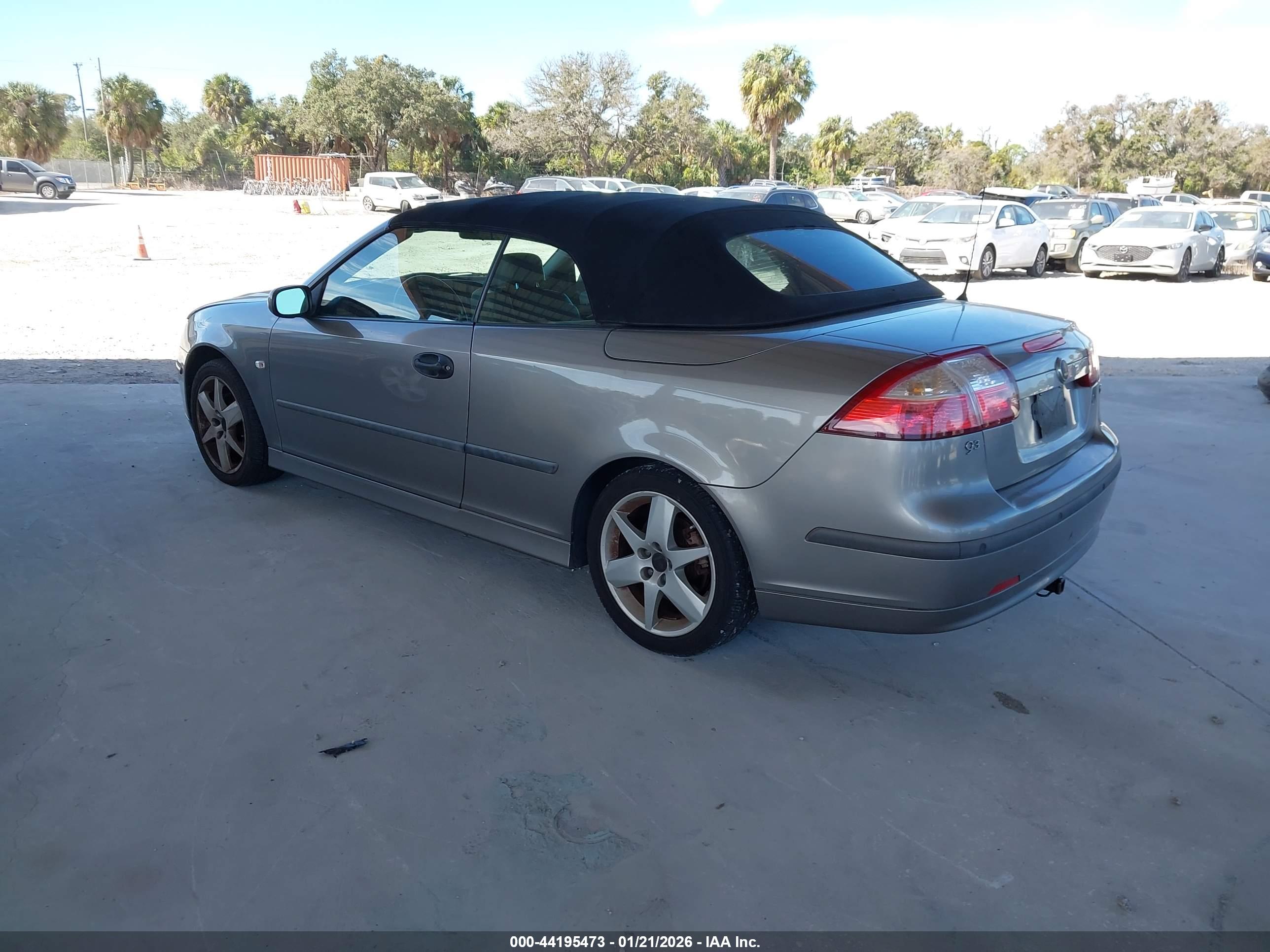 SAAB 9-3 image 3