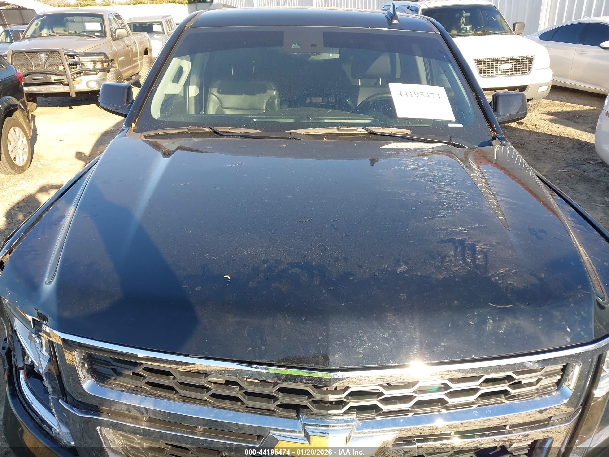 CHEVROLET TAHOE image 10
