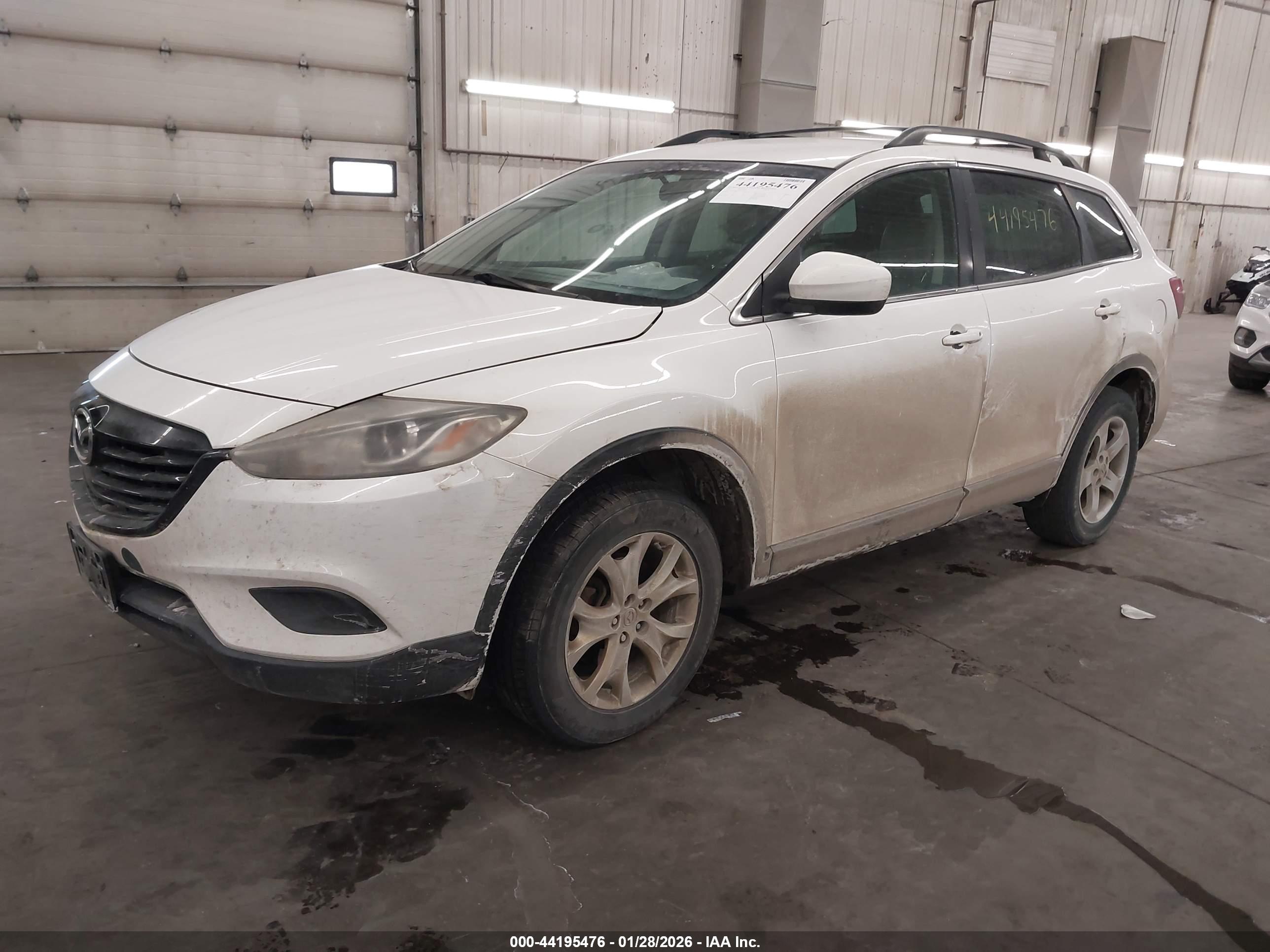 MAZDA CX-9 image 2