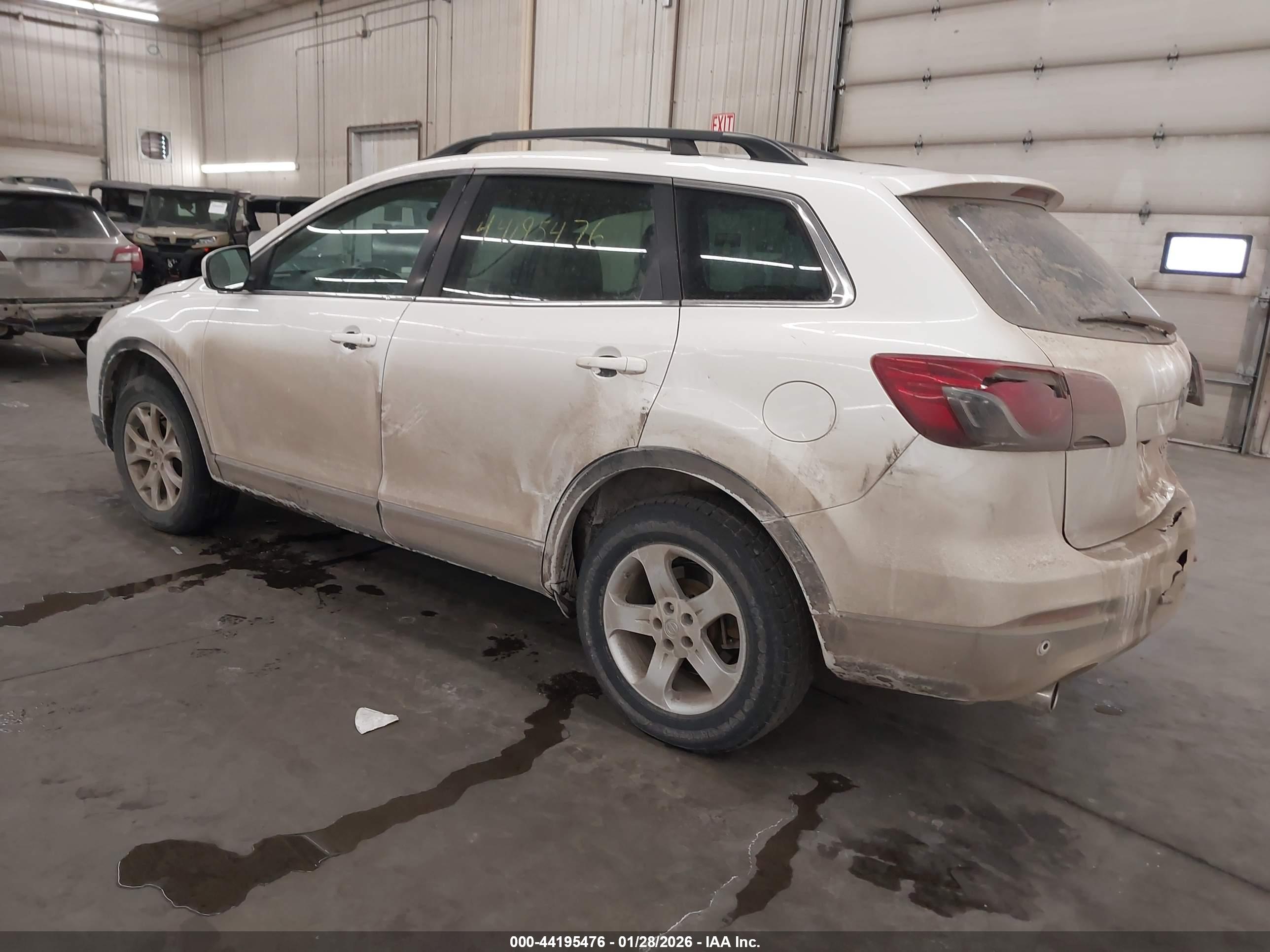 MAZDA CX-9 image 3