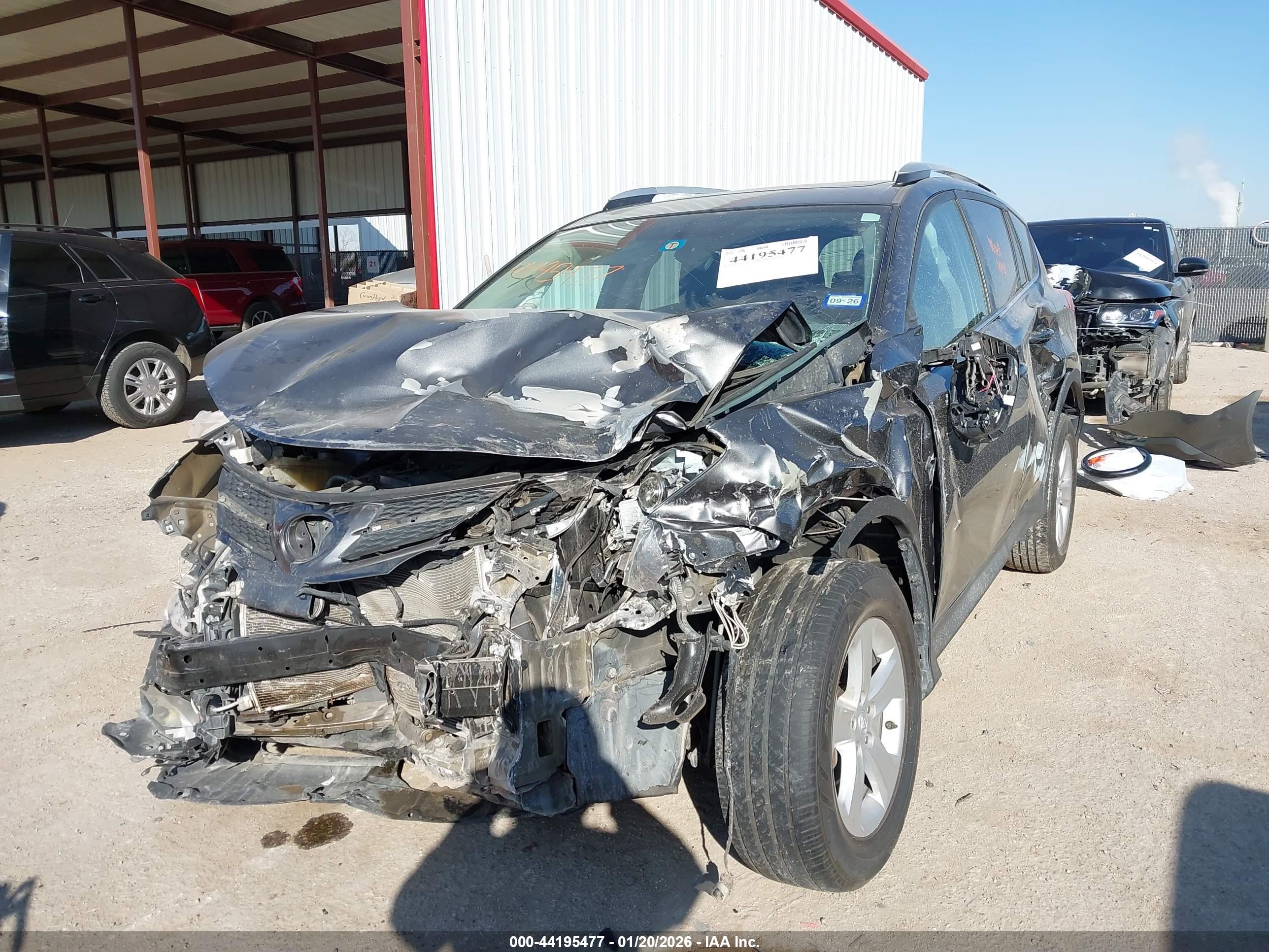 TOYOTA RAV4 image 2