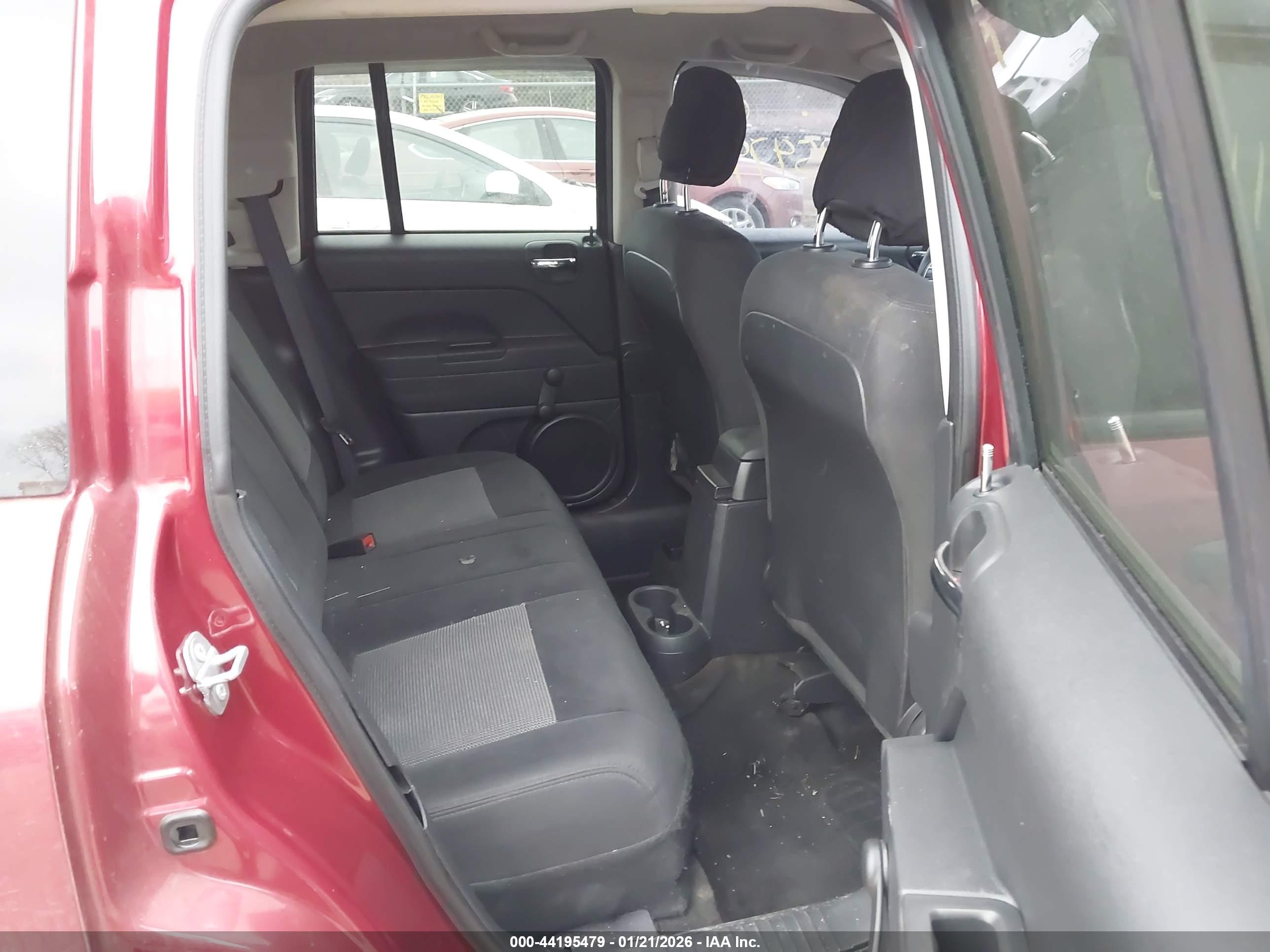 JEEP COMPASS image 8