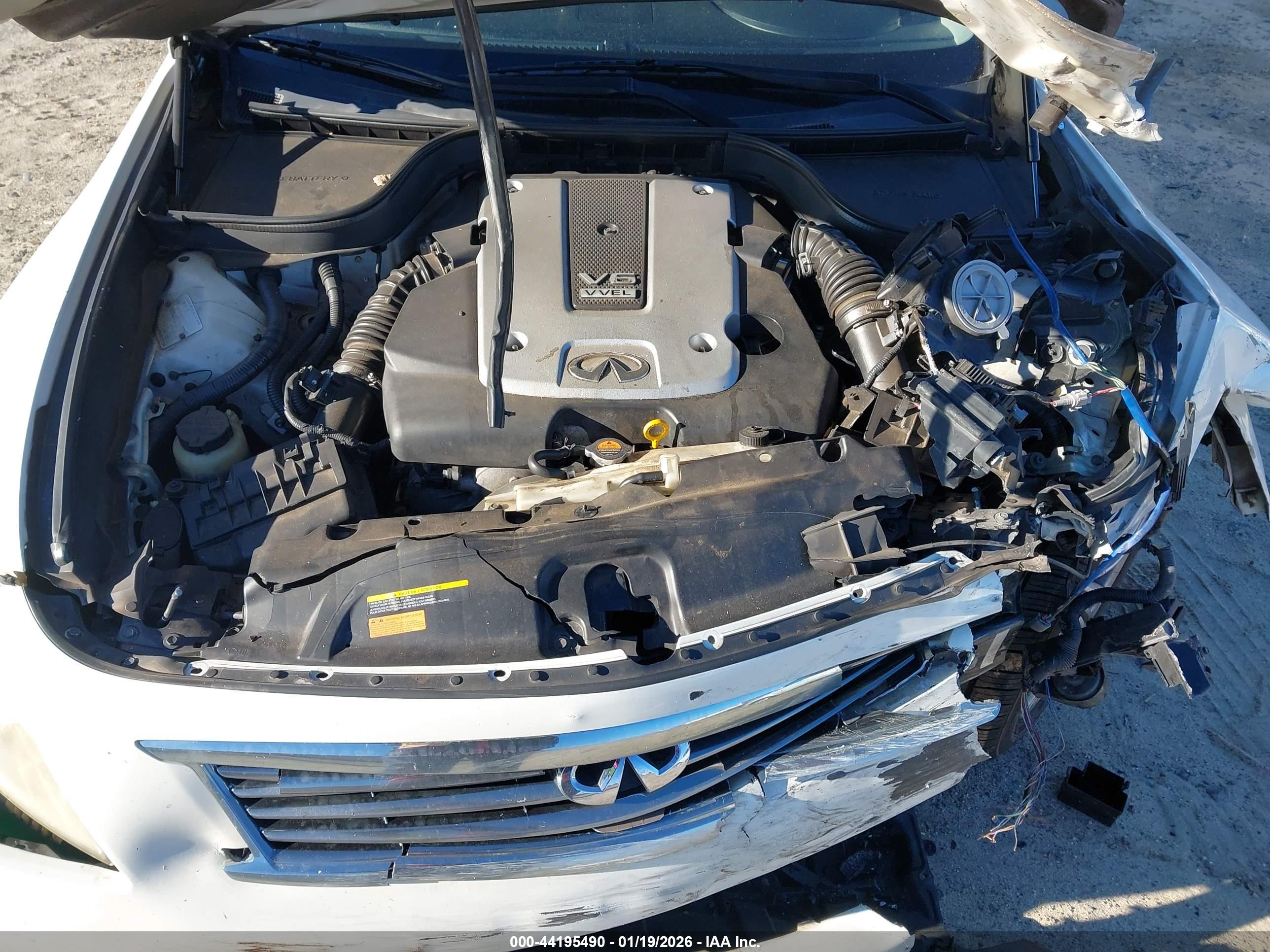 INFINITI G37 image 10