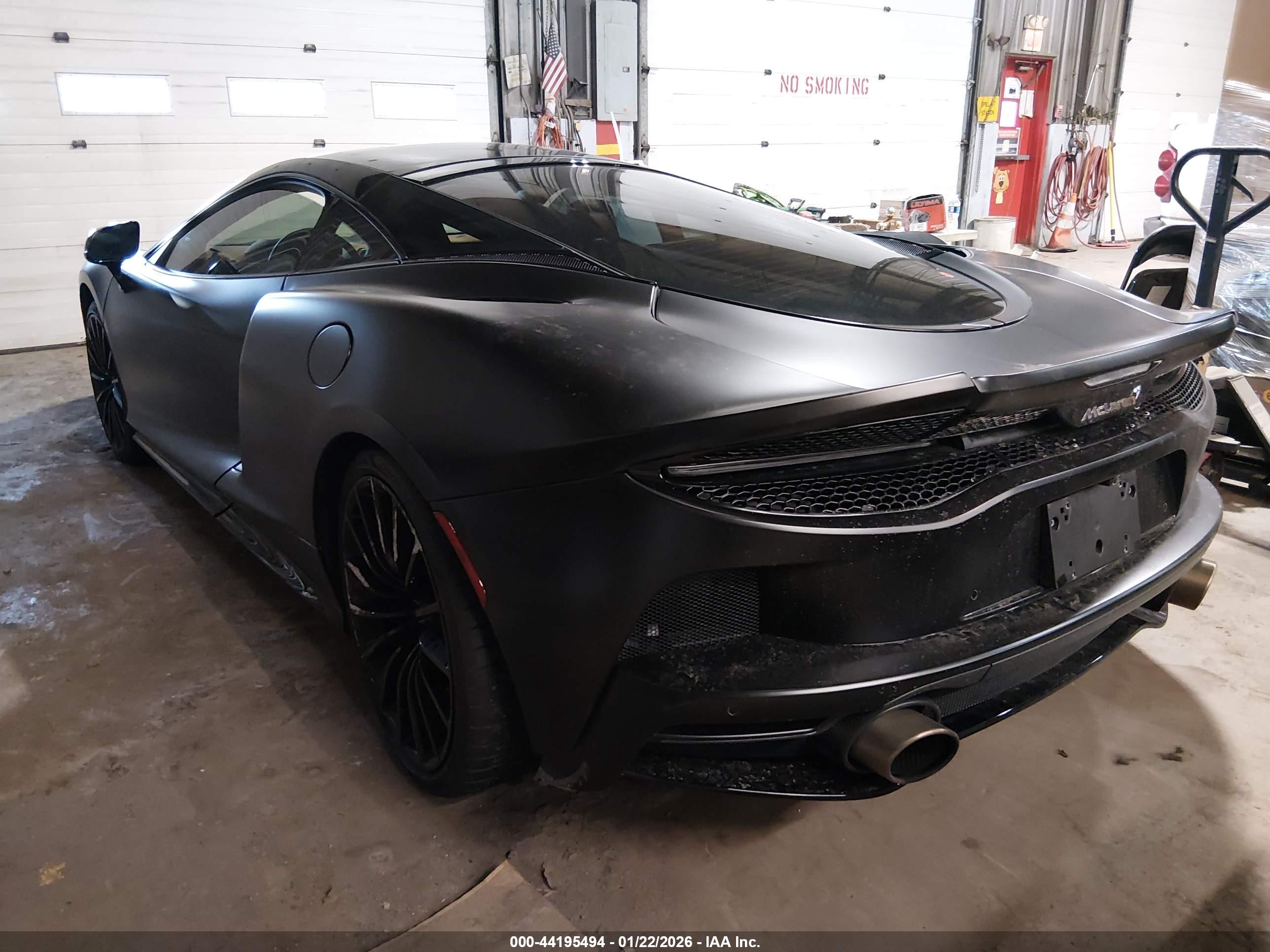 MCLAREN GT image 3