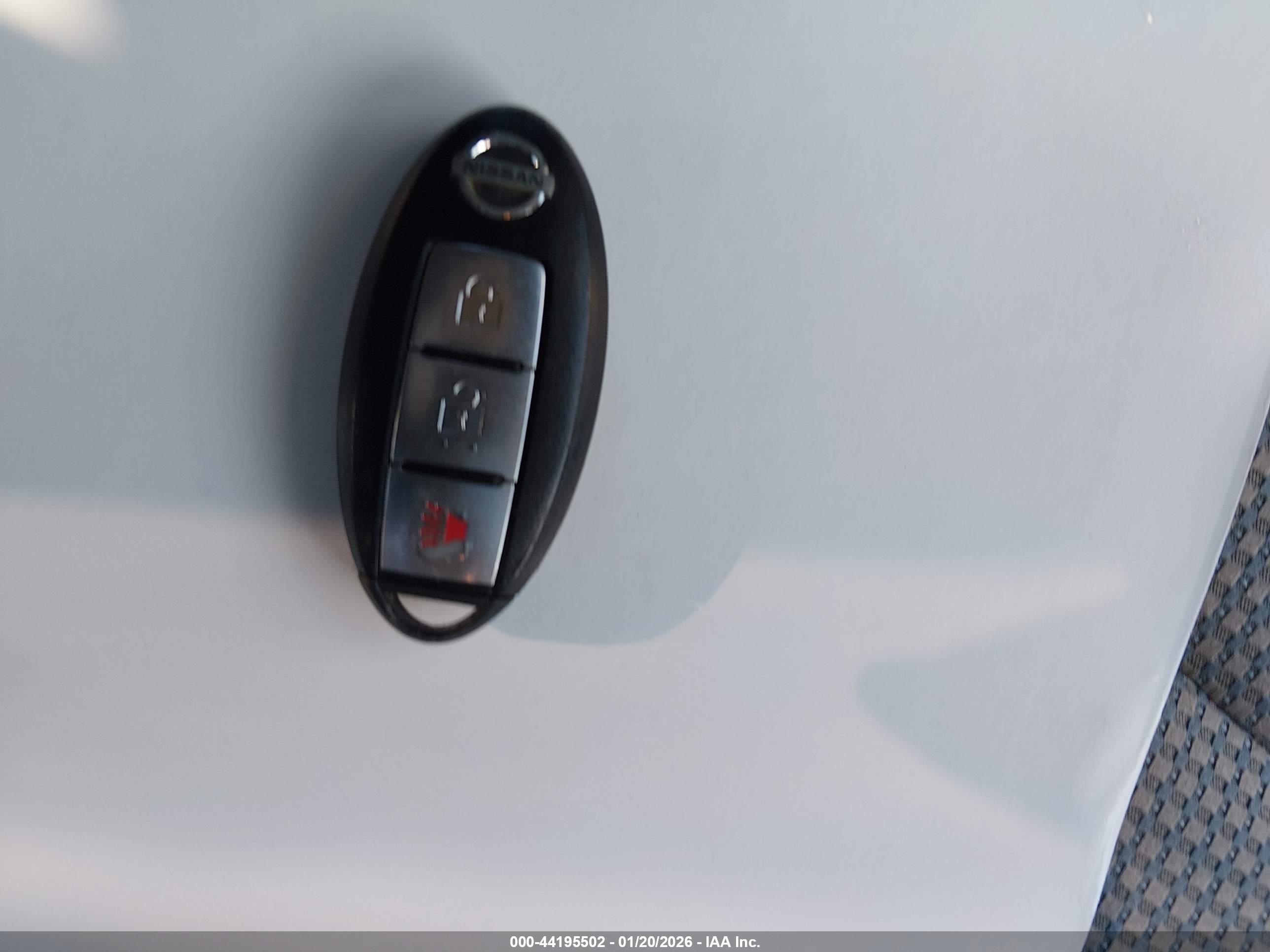 NISSAN ROGUE image 11