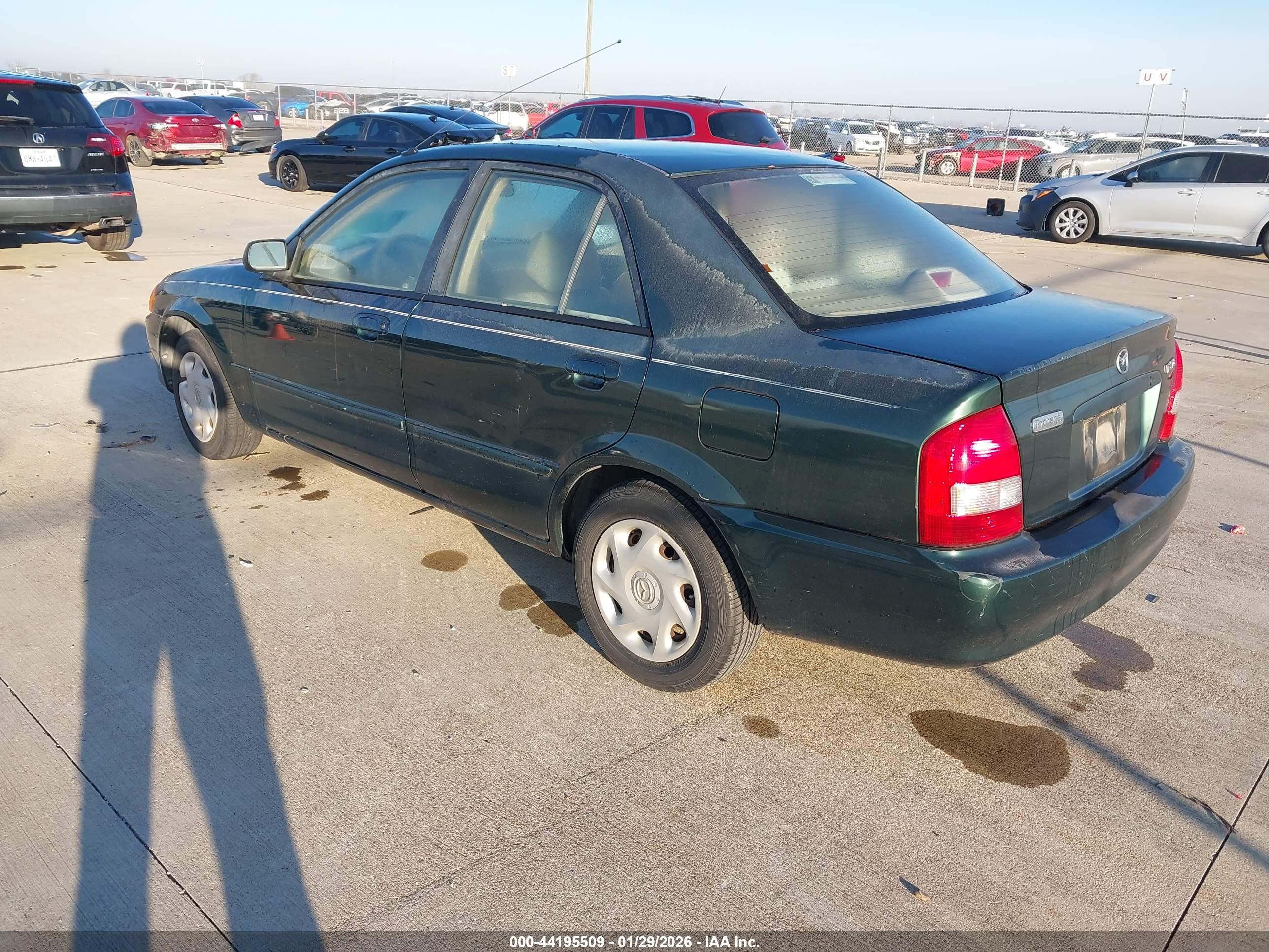 MAZDA PROTEGE image 3