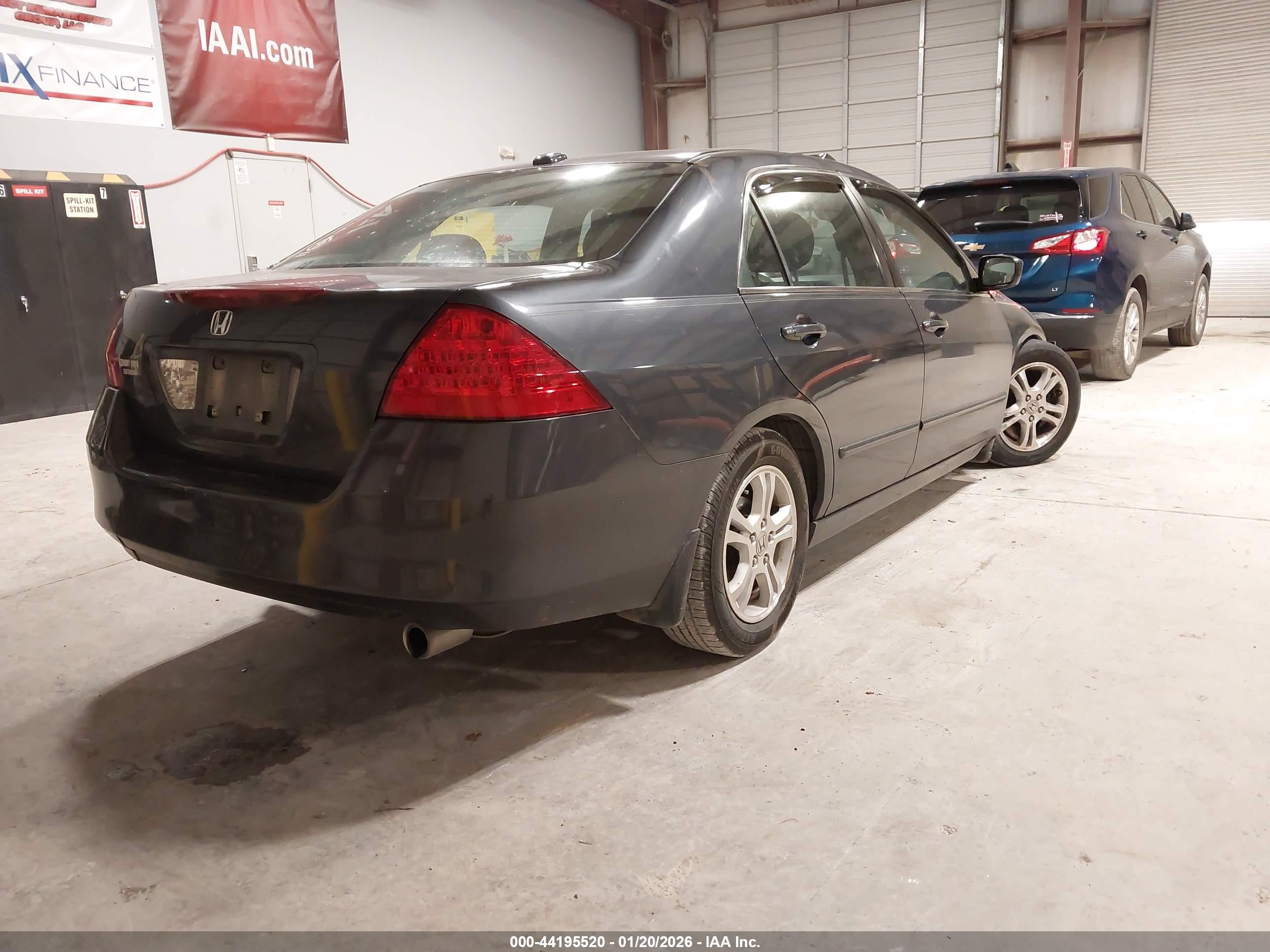 HONDA ACCORD image 4
