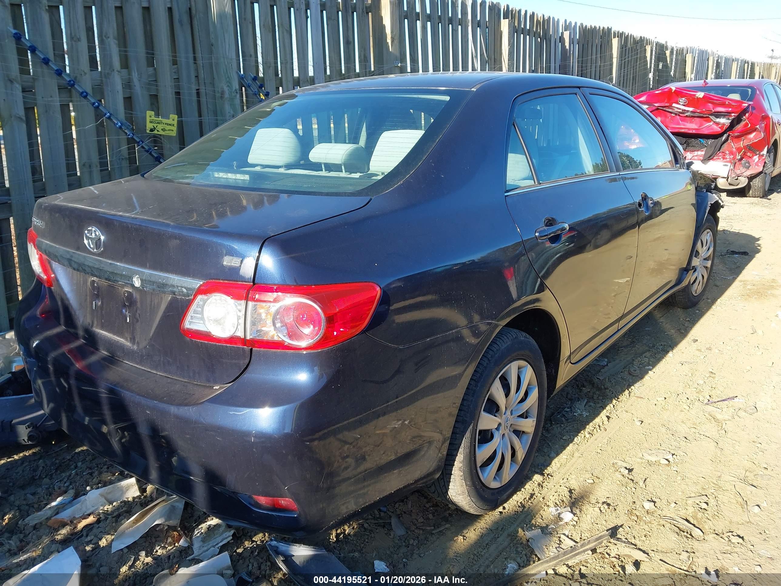 TOYOTA COROLLA image 4