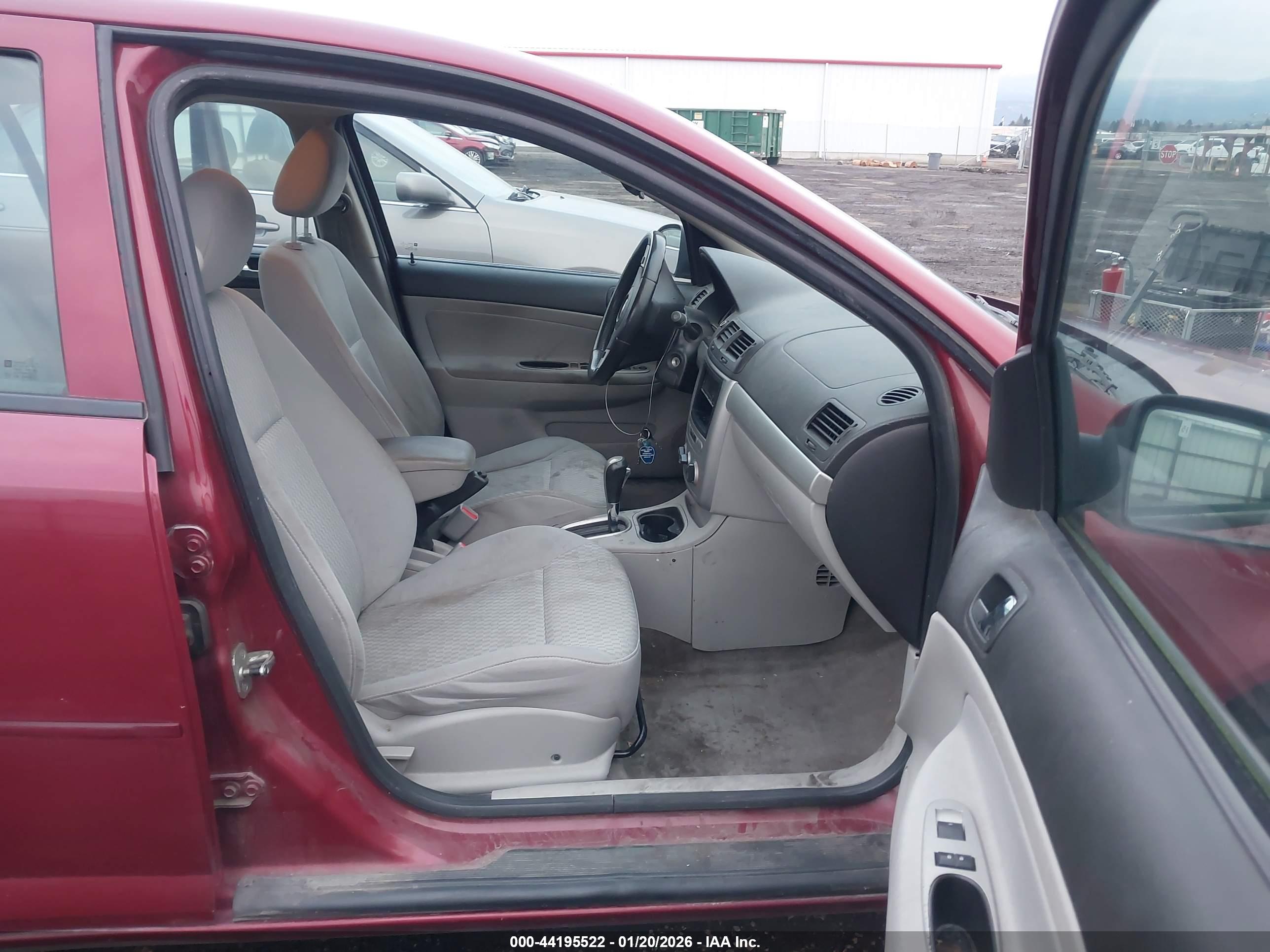 CHEVROLET COBALT image 5