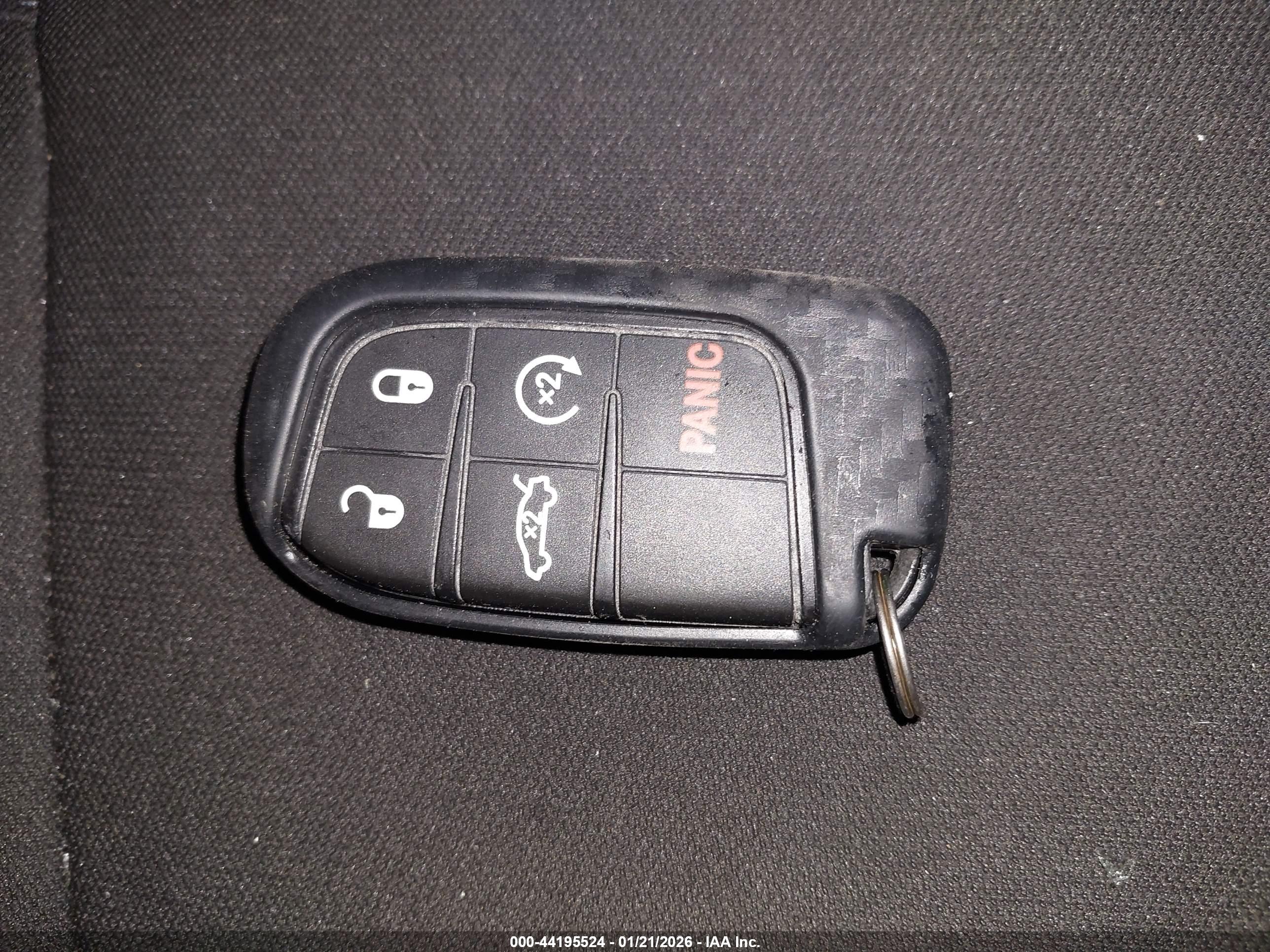 DODGE CHALLENGER image 11