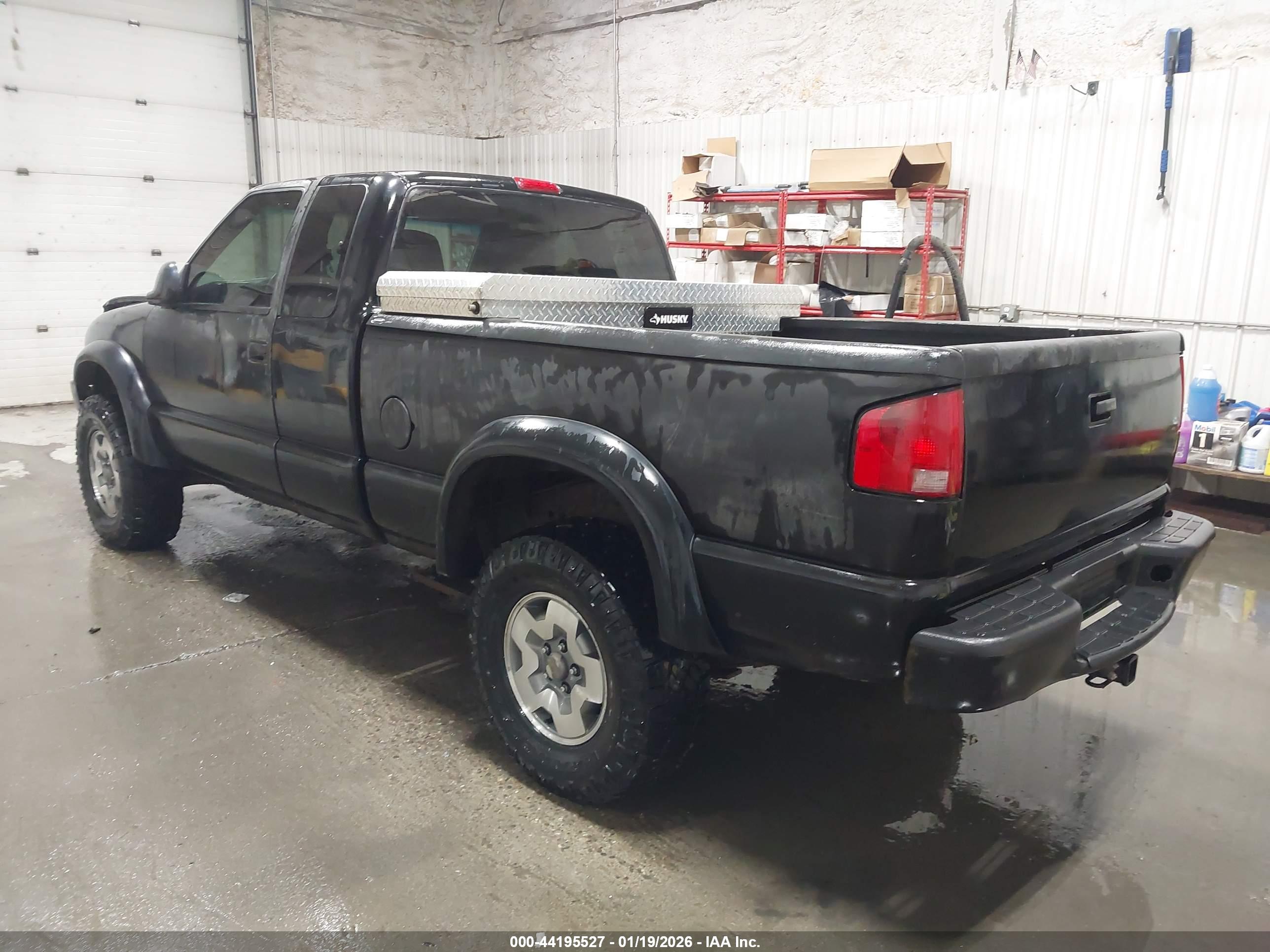 GMC SONOMA image 3