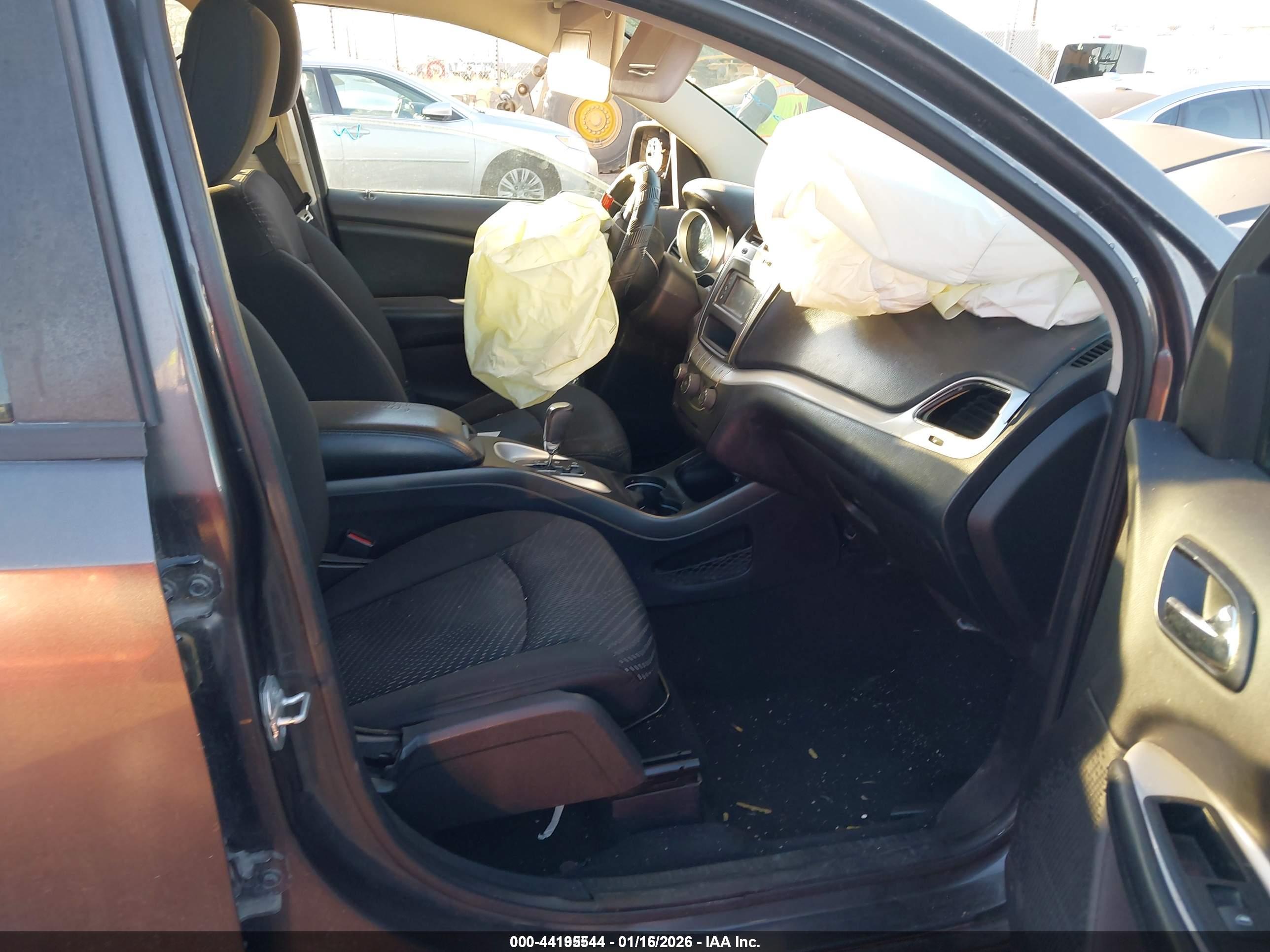 DODGE JOURNEY image 5